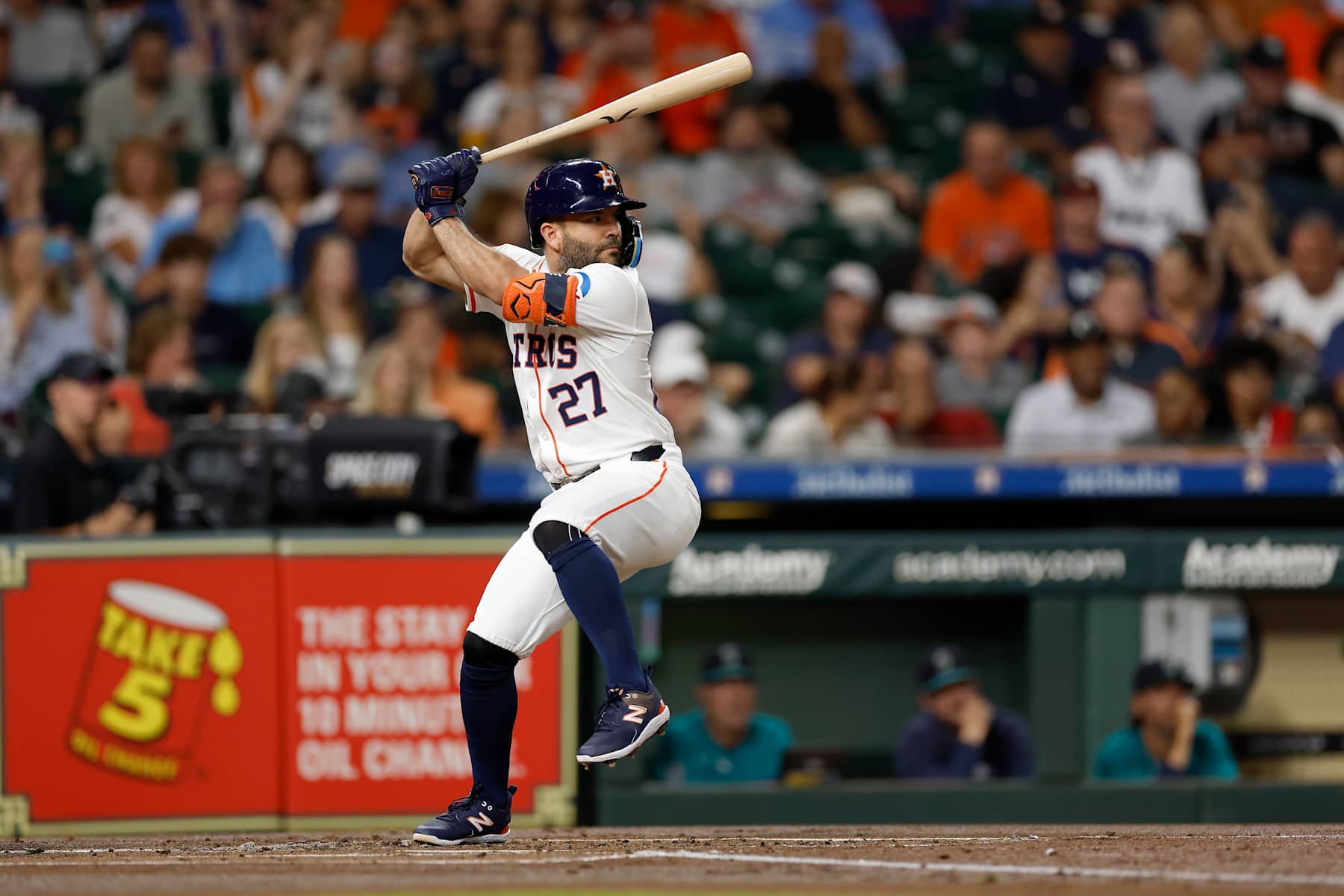 HOUSTON, TEXAS - SEPTEMBER 24: Jose Altuve #27 of the Houston Astros bats in the first inning against the Seattle Mariners at Minute Maid Park on September 24, 2024 in Houston, Texas. (Photo by Tim Warner/Getty Images)