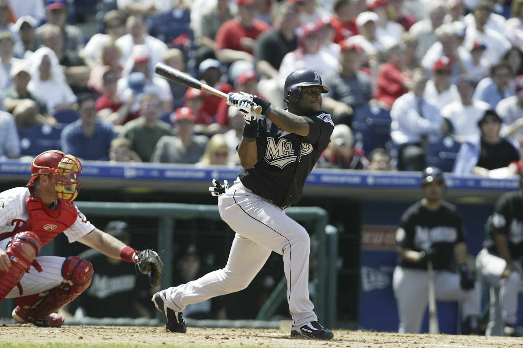 Baseball: Florida Marlins Luis Castillo (1) in action, at bat vs Philadelphia Phillies at Citizens Bank Park.
Philadelphia, PA 4/22/2004
CREDIT: Al Tielemans (Photo by Al Tielemans /Sports Illustrated via Getty Images)
(Set Number: X70696 TK1 )