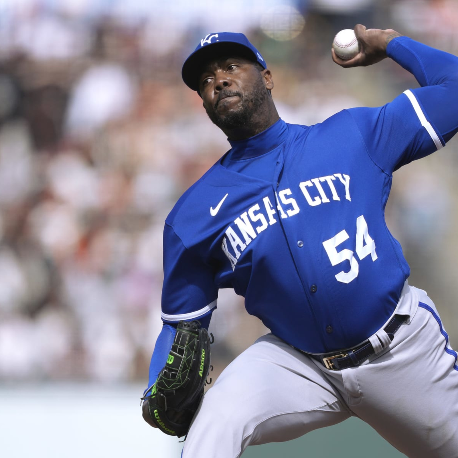 Aroldis Chapman: 3 best trade destinations for Royals reliever