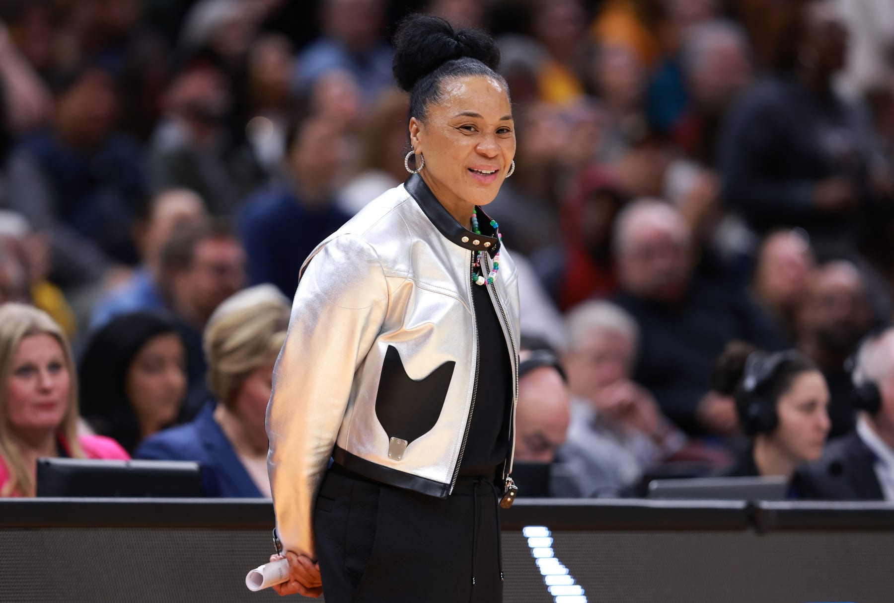 South Carolina's Dawn Staley Thanks Caitlin Clark for Uplifting WCBB
