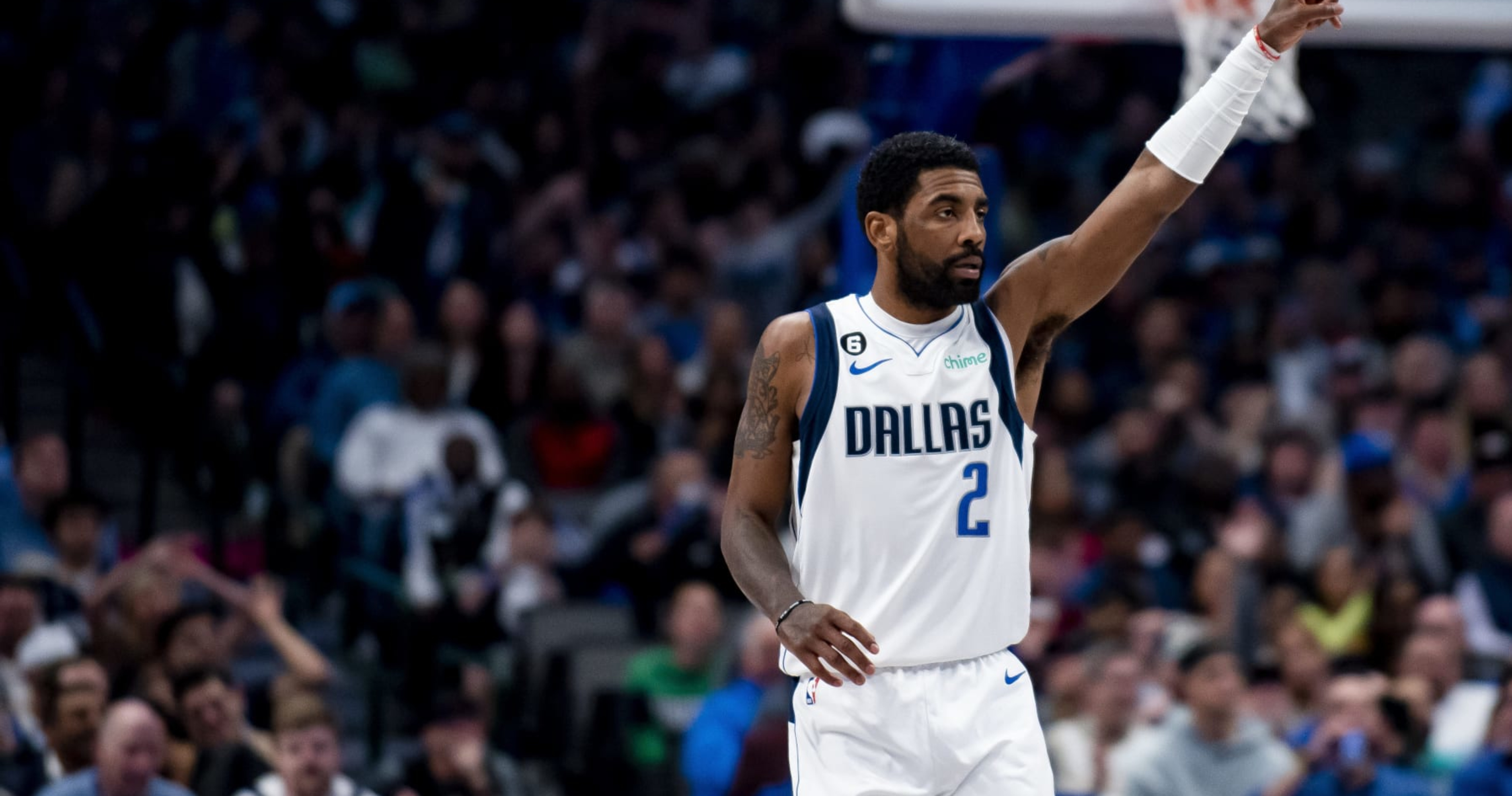 NBA Fans Go Crazy As Kyrie Irving Is Traded To The Dallas Mavericks