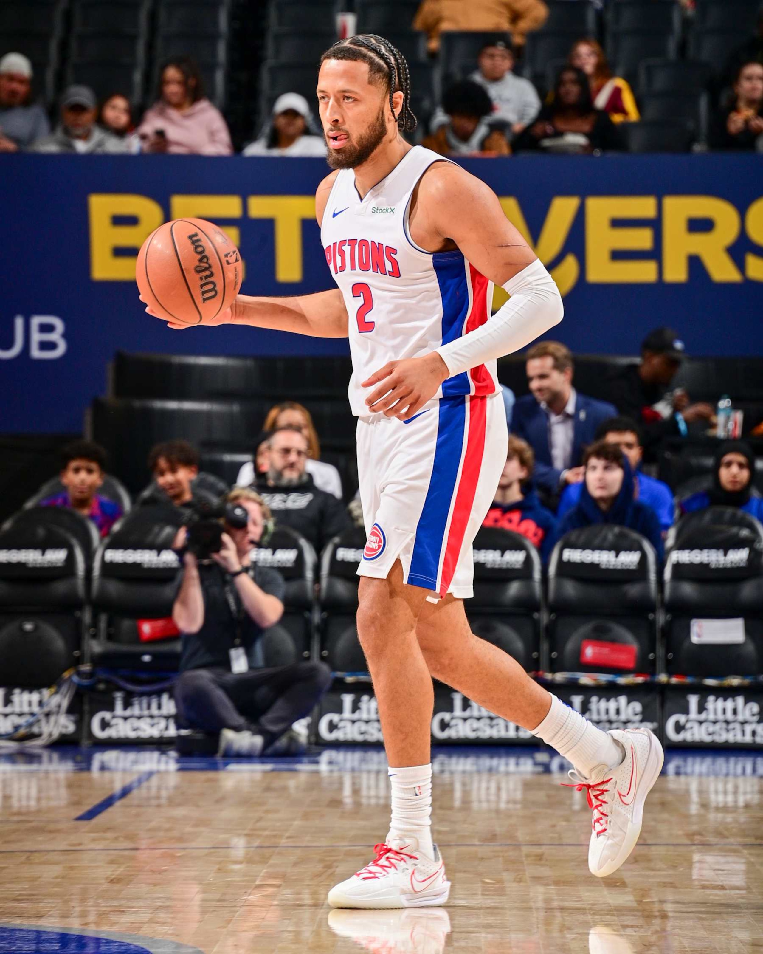 DETROIT, MI - OCTOBER 16: Cade Cunningham #2 of the Detroit Pistons dribbles the ball during the game on October 16, 2024 at Little Caesars Arena in Detroit, Michigan. NOTE TO USER: User expressly acknowledges and agrees that, by downloading and/or using this photograph, User is consenting to the terms and conditions of the Getty Images License Agreement. Mandatory Copyright Notice: Copyright 2024 NBAE (Photo by Chris Schwegler/NBAE via Getty Images)