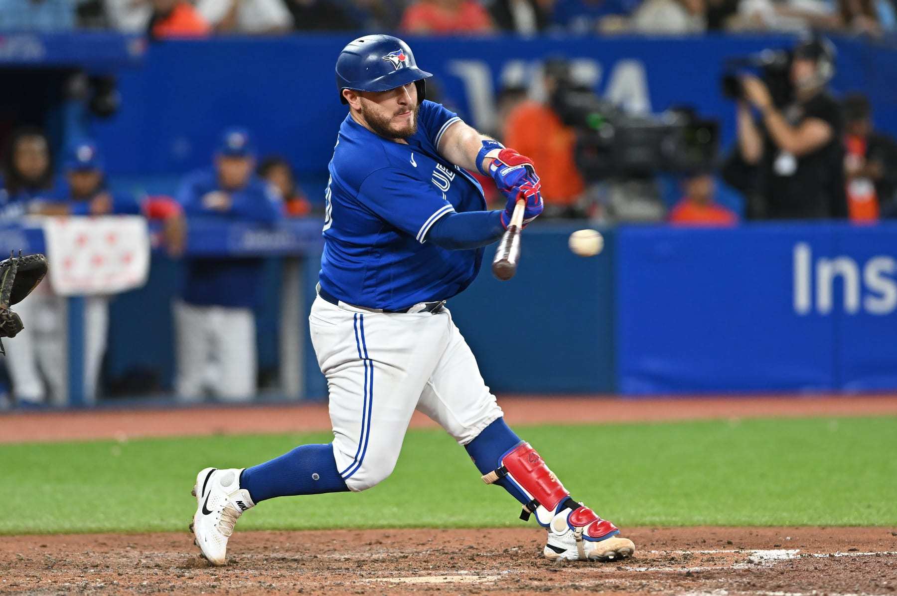 Alejandro Kirk wraps up torrid May with two homers, powers Blue Jays to  sixth consecutive win 