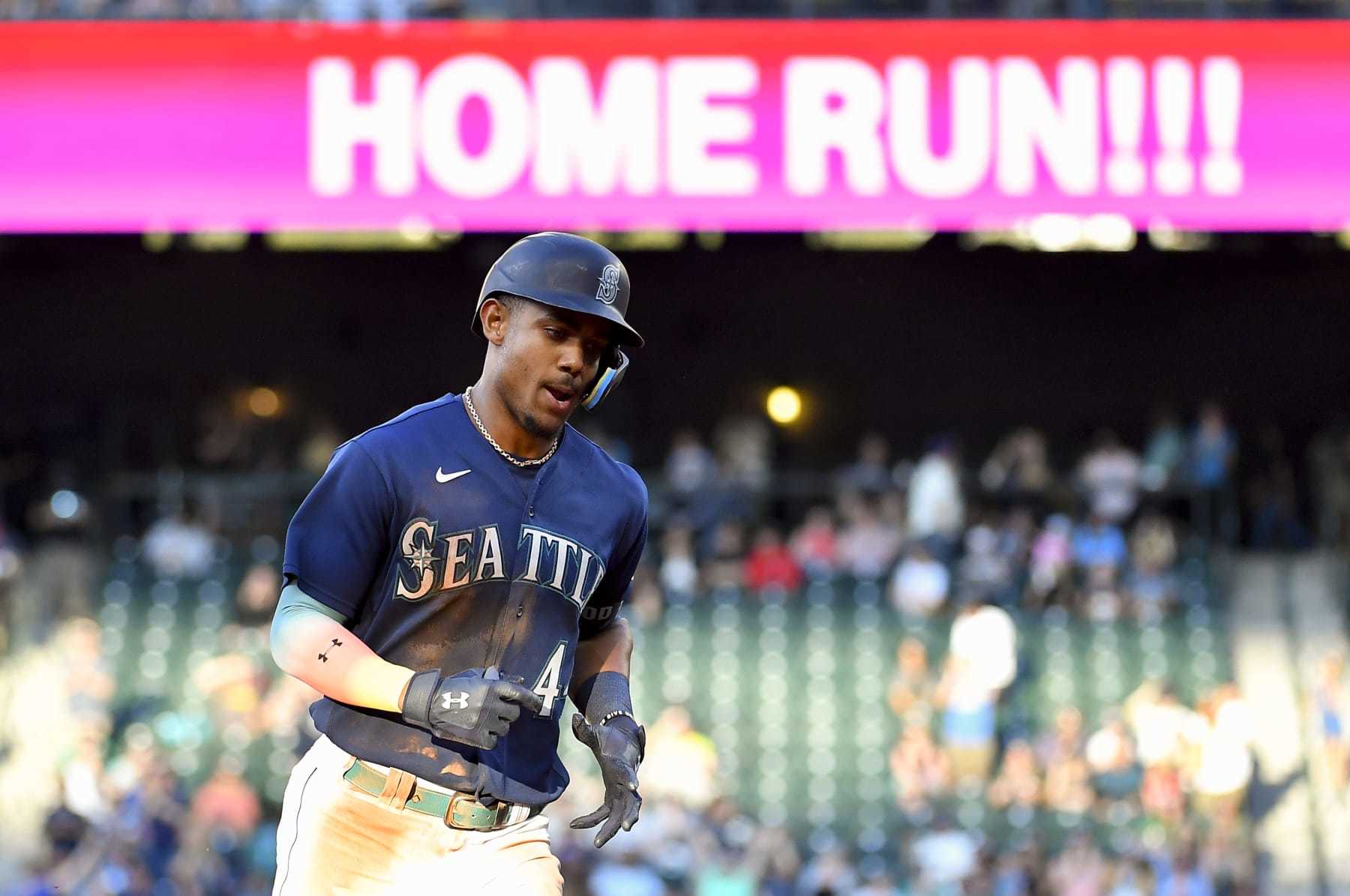 670 The Score on X: Luis Robert Jr. is heading to the Home Run