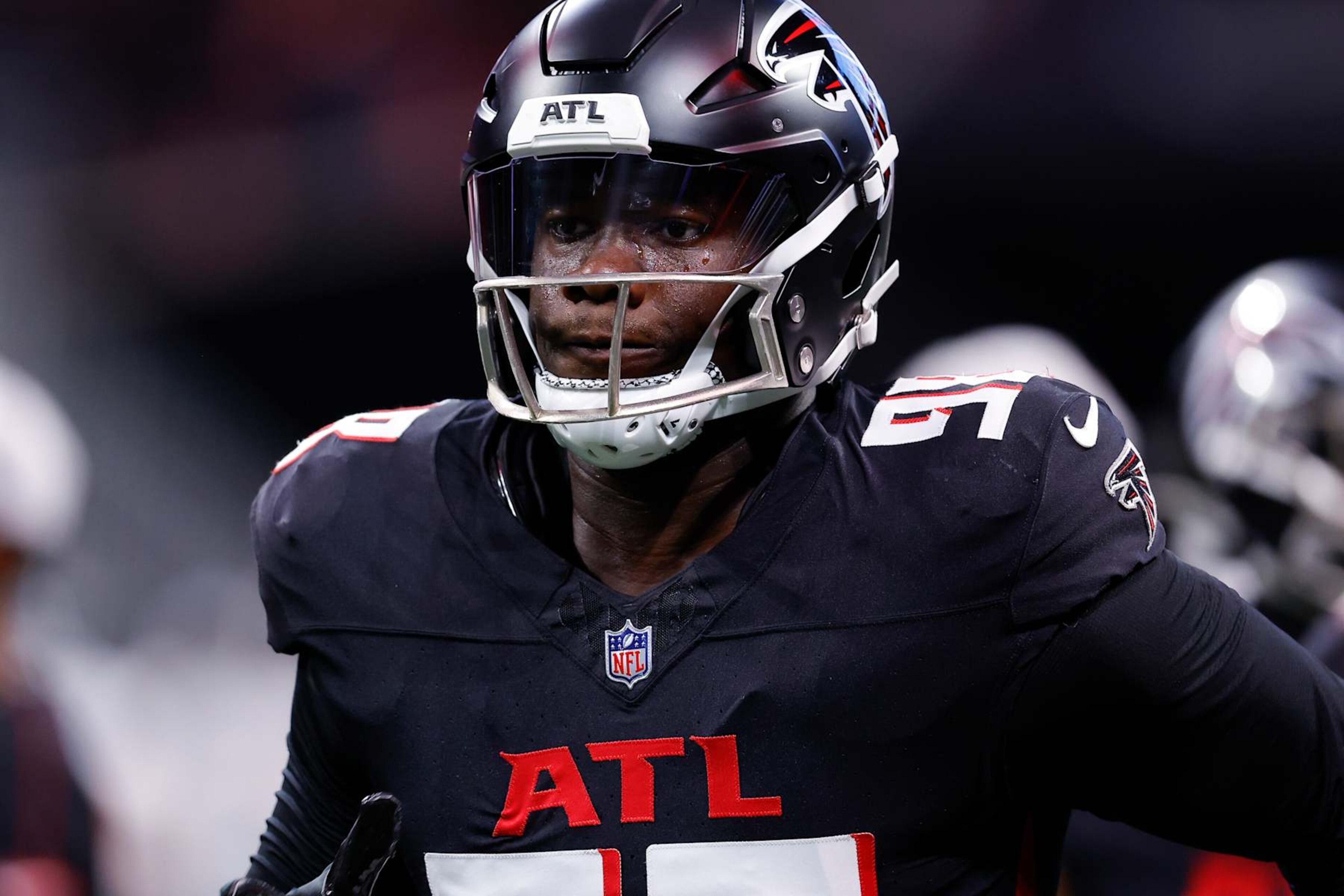 ATLANTA, GEORGIA - AUGUST 23: Ruke Orhorhoro #98 of the Atlanta Falcons warms up prior to the preseason game against the Jacksonville Jaguars at Mercedes-Benz Stadium on August 23, 2024 in Atlanta, Georgia. (Photo by Todd Kirkland/Getty Images) ATLANTA, GEORGIA - AUGUST 23: Ruke Orhorhoro #98 of the Atlanta Falcons warms up prior to the preseason game against the Jacksonville Jaguars at Mercedes-Benz Stadium on August 23, 2024 in Atlanta, Georgia. (Photo by Todd Kirkland/Getty Images)