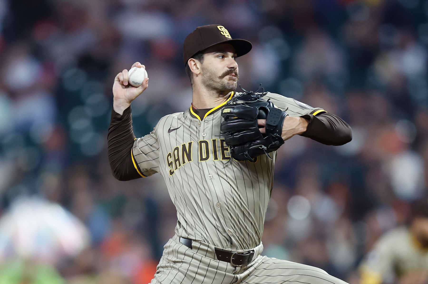 SAN FRANCISCO, CALIFORNIA - SEPTEMBER 13: Dylan Cease #84 of the San Diego Padres pitches in the bottom of the first inning against the San Francisco Giants at Oracle Park on September 13, 2024 in San Francisco, California. (Photo by Lachlan Cunningham/Getty Images)