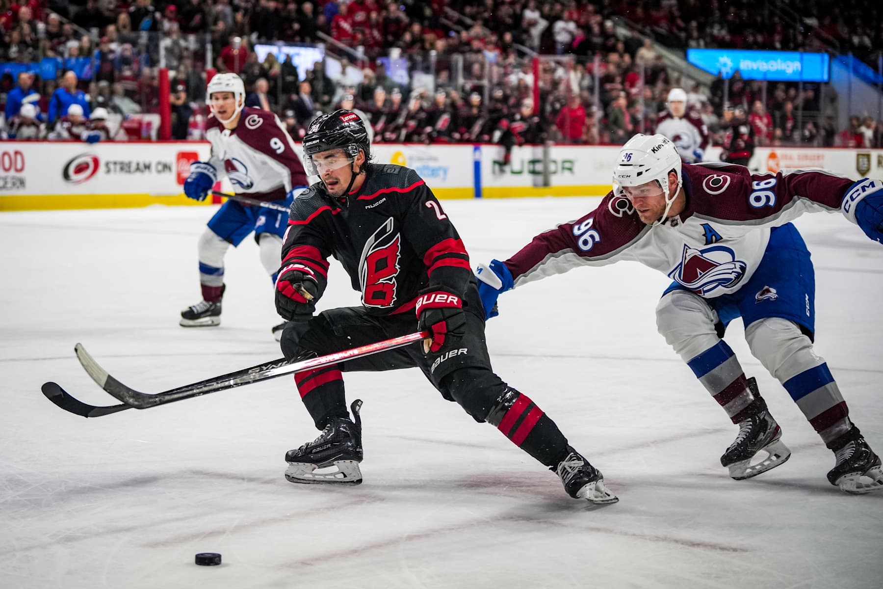 Avalanche Trade Mikko Rantanen to Hurricanes