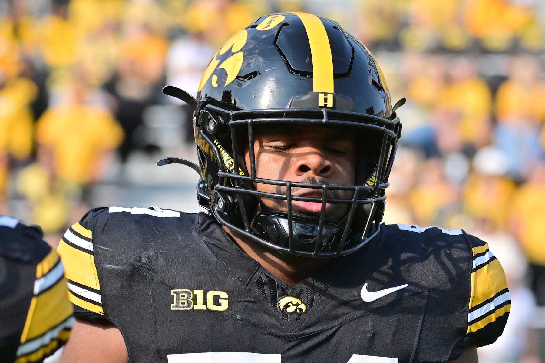 IOWA CITY, IA - OCTOBER 12: Iowa middle linebacker Jay Higgins (34) warms up before a college football game between the Washington Huskies and the Iowa Hawkeyes, on October 12, 2024, at Kinnick Stadium, Iowa City, IA. (Photo by Keith Gillett/IconSportswire)