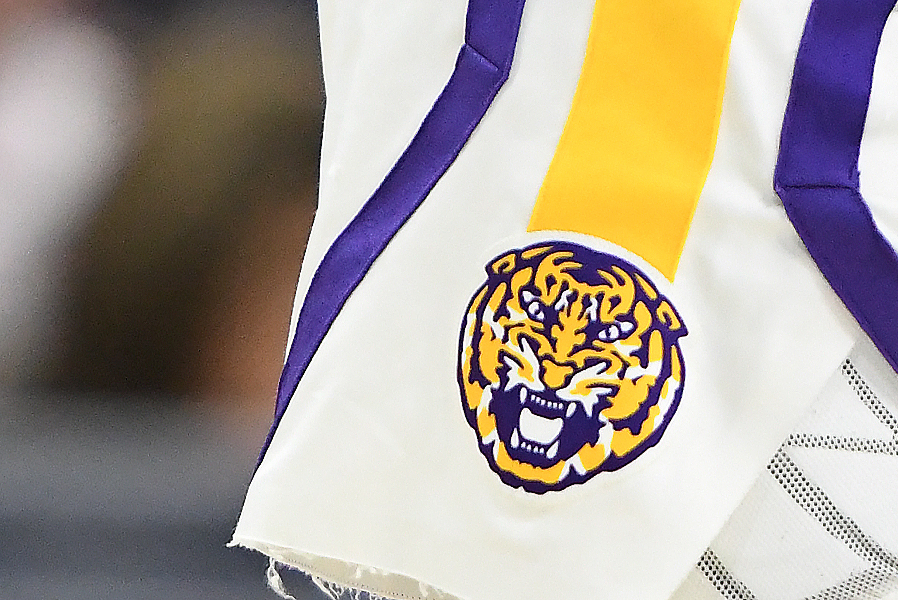 5-Star PG Marvel Allen Commits to LSU over Kansas, Memphis, OSU, More thumbnail
