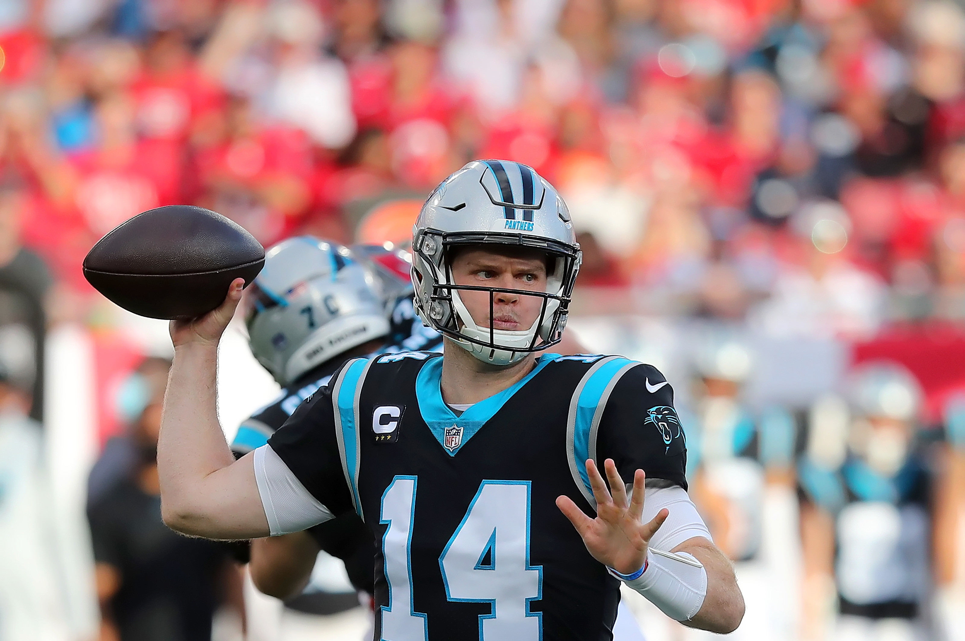 NFL 2022: Carolina Panthers, Cleveland Browns, Baker Mayfield, quarterback,  NFL kick-off, week 1, rival, trade, fighting words, America, American  Football