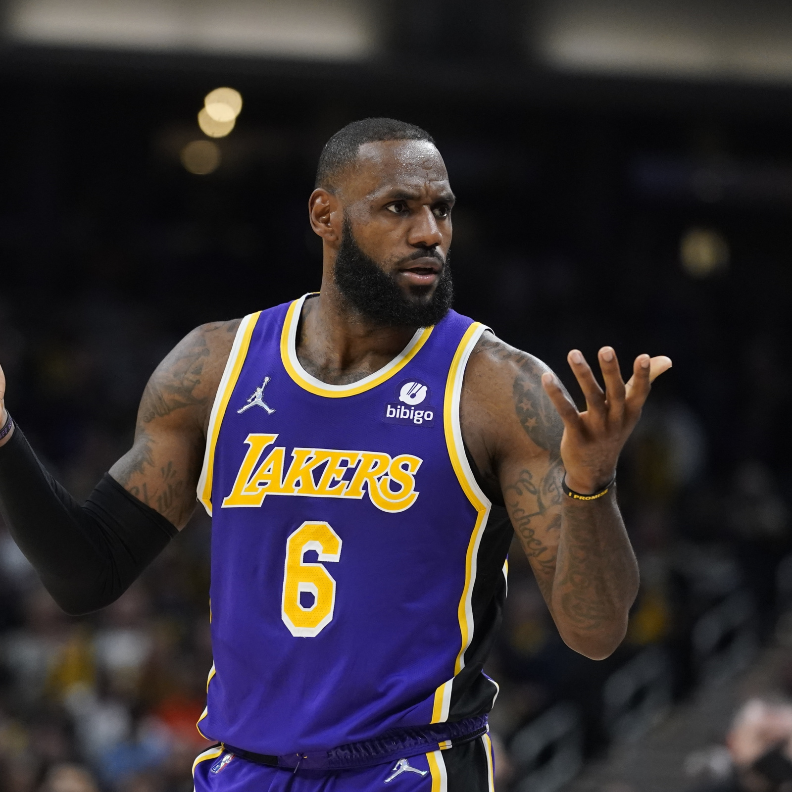 LeBron James: Los Angeles Lakers forward fined $15,000 for 'obscene  gesture' celebration