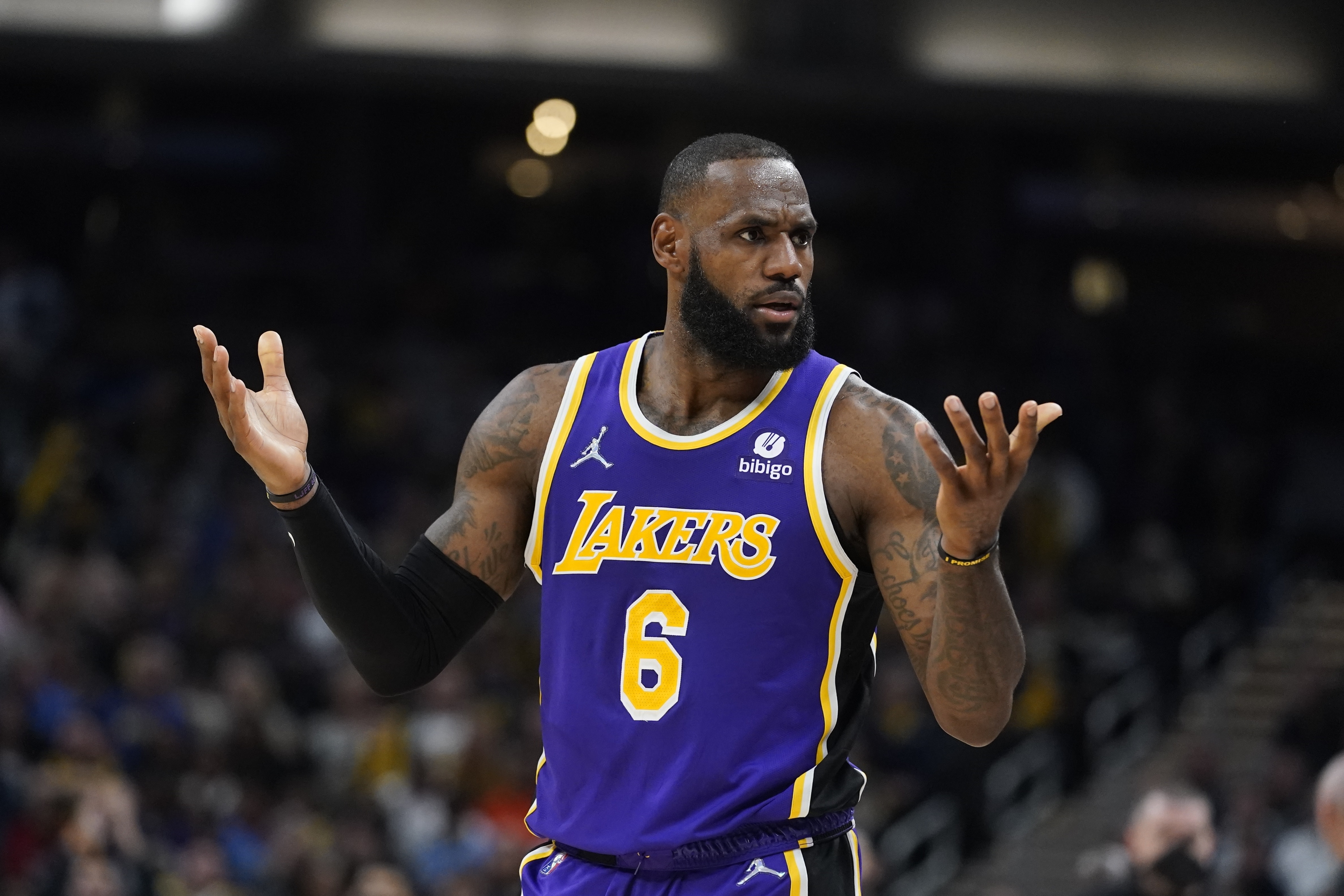 Lakers' LeBron James Fined $15K for Celebration After 3-Pointer vs. Pacers