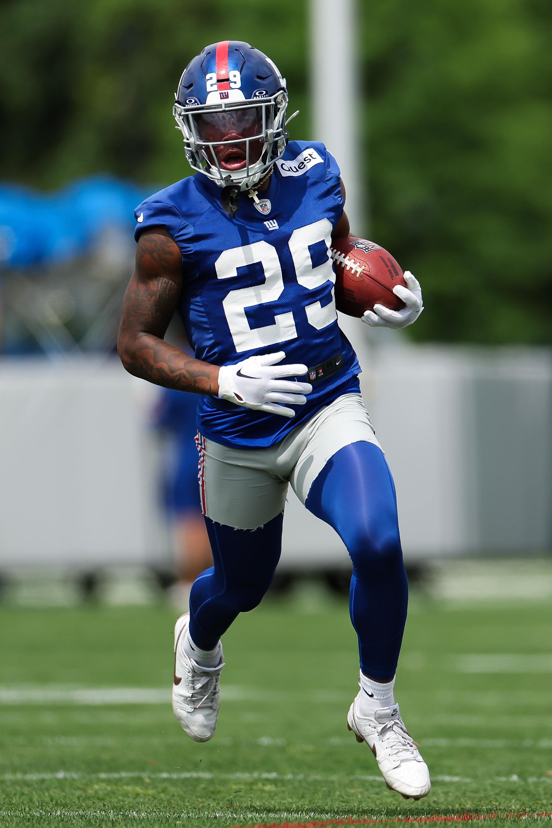 EAST RUTHERFORD, NEW JERSEY - JUNE 06: Tyrone Tracy #29 of the New York Giants participates in drills during New York Giants OTA Offseason Workouts at NY Giants Quest Diagnostics Training Center on June 06, 2024 in East Rutherford, New Jersey.  (Photo by Luke Hales/Getty Images)