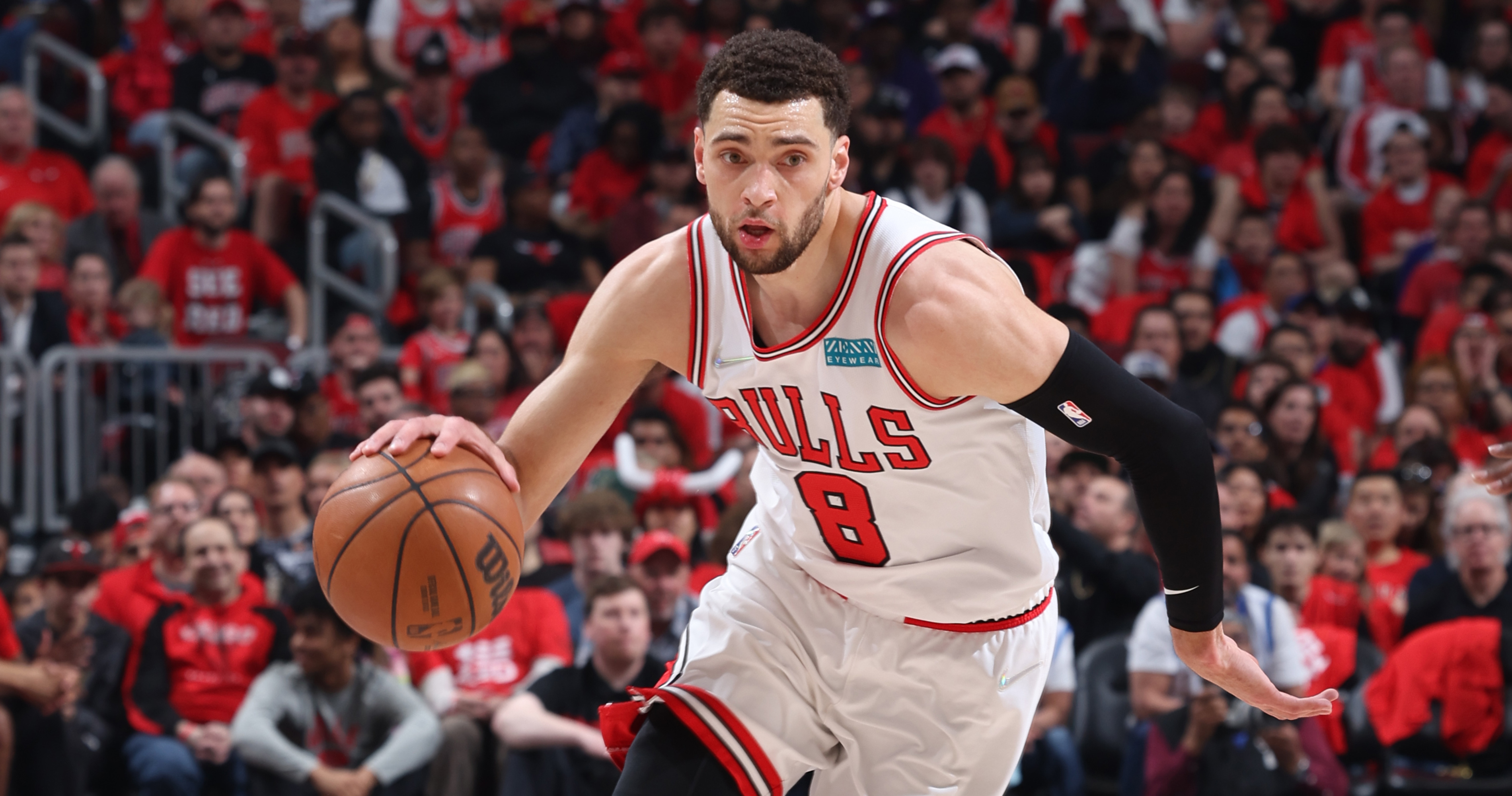 Bulls Hope Zach LaVine Will Be with Team 'for a Long Time' Ahead