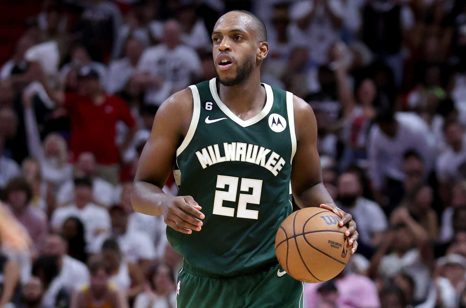 Khris Middleton's Best FA Landing Spots After Reportedly Opting