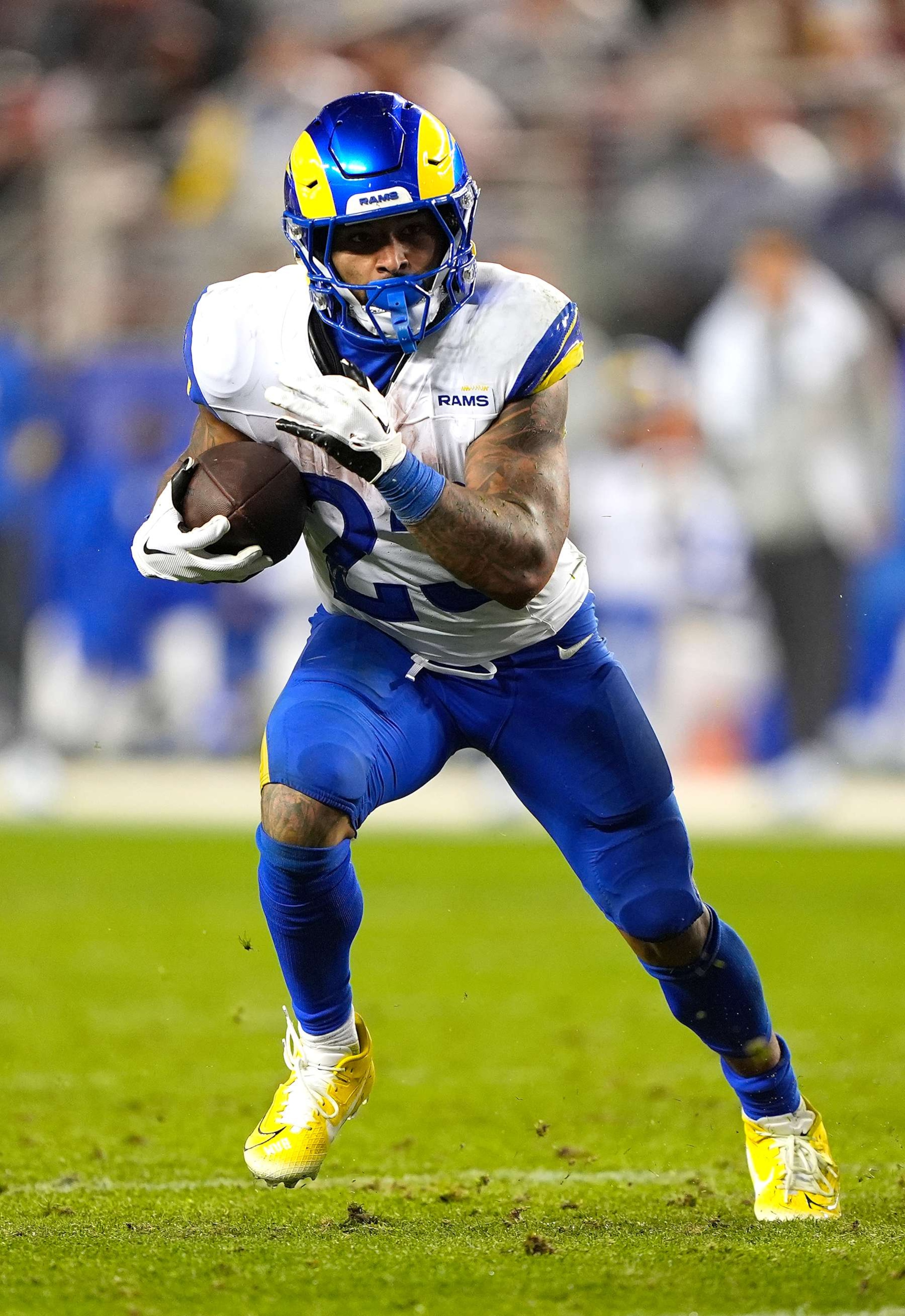 SANTA CLARA, CALIFORNIA - DECEMBER 12: Kyren Williams #23 of the Los Angeles Rams carries the ball against the San Francisco 49ers during the third quarter at Levi's Stadium on December 12, 2024 in Santa Clara, California. (Photo by Thearon W. Henderson/Getty Images)