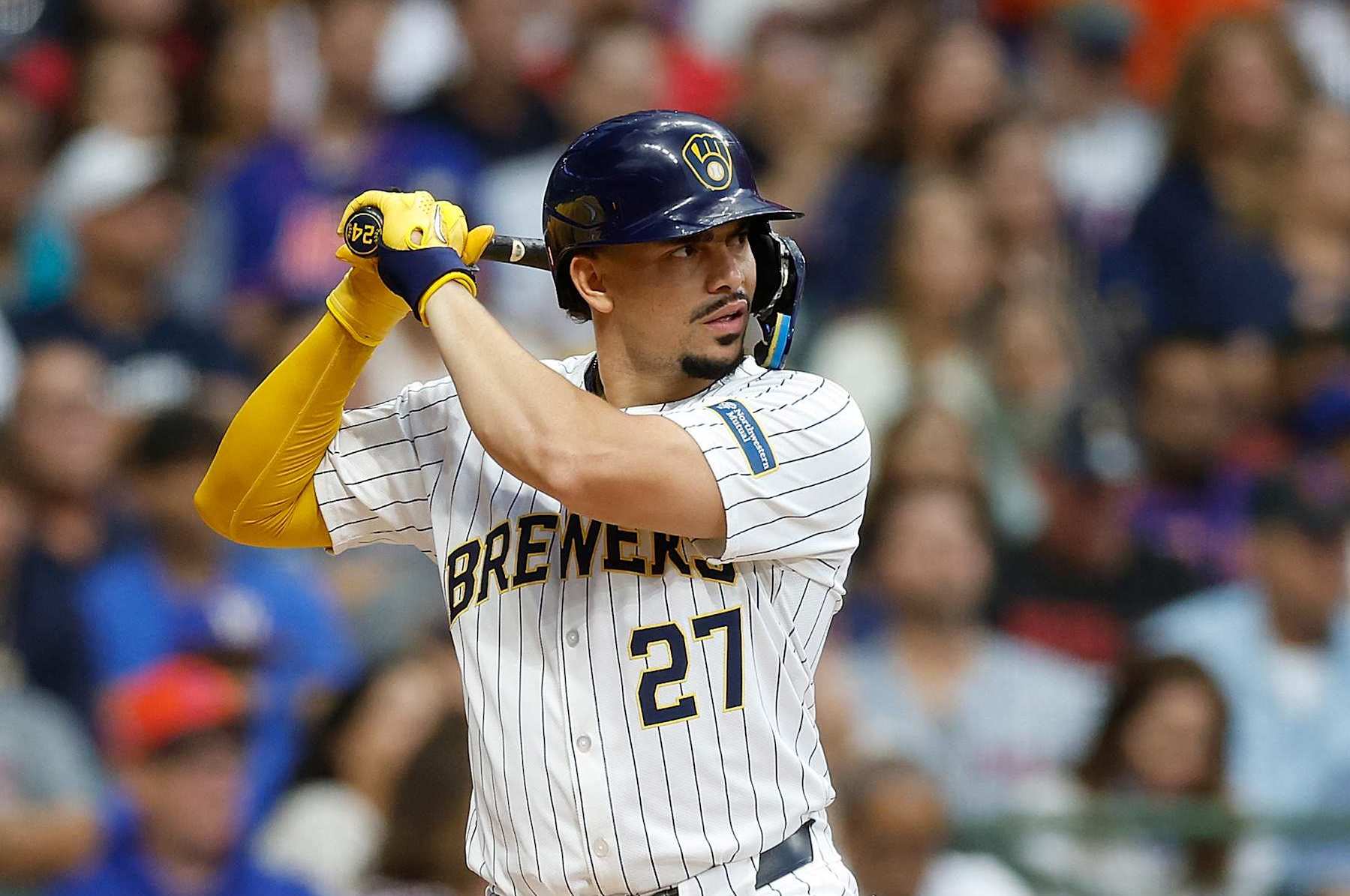 MILWAUKEE, WISCONSIN - SEPTEMBER 28: Willy Adames #27 of the Milwaukee Brewers up to bat against the New York Mets at American Family Field on September 28, 2024 in Milwaukee, Wisconsin. (Photo by John Fisher/Getty Images)
