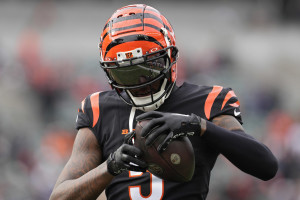 Tee Higgins Rumors: Bengals WR Requests Trade Amid Tag, Lack of Contract Talks