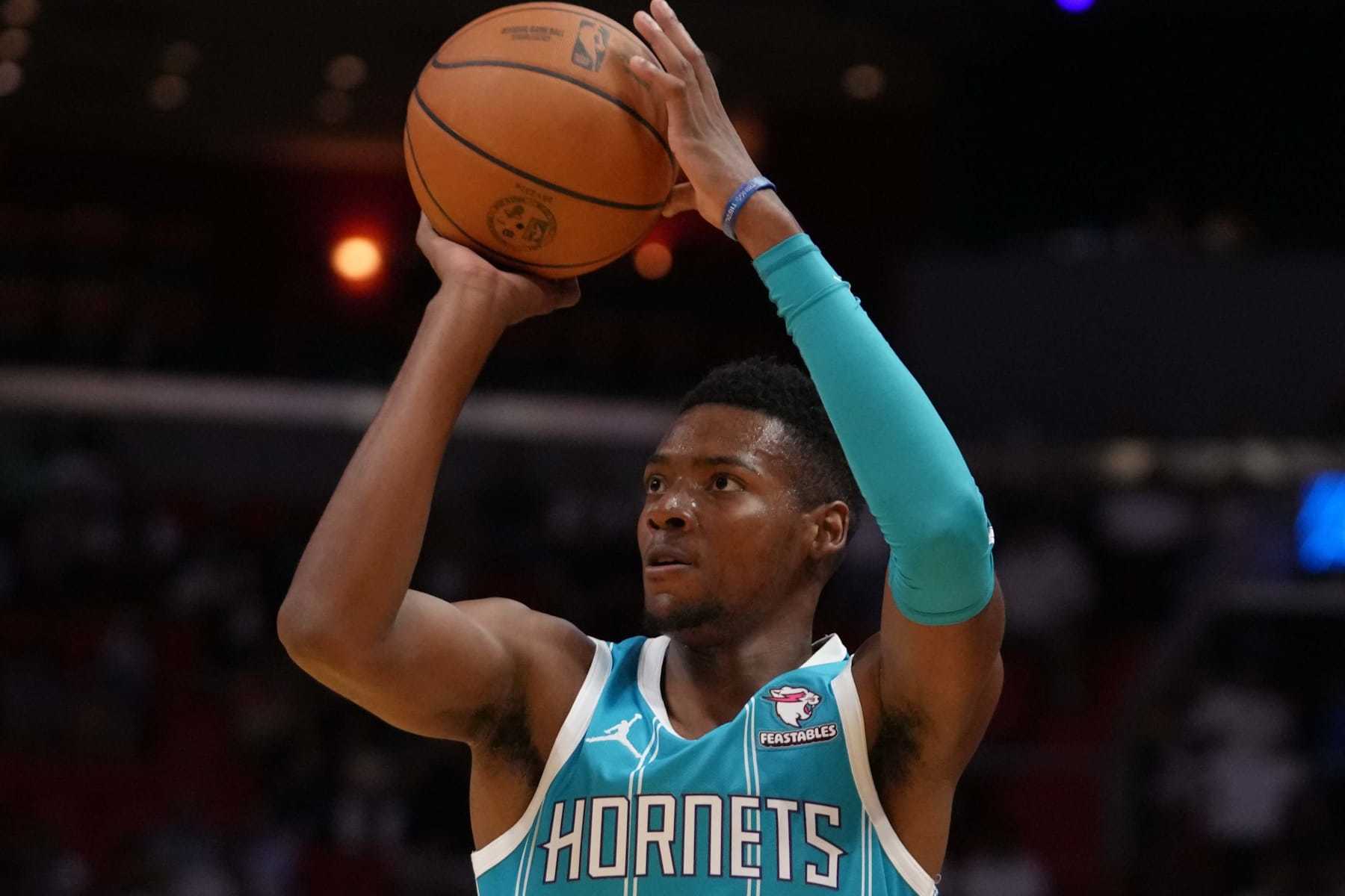 Hornets' Dennis Smith Jr. goes from washout to resurgence - The