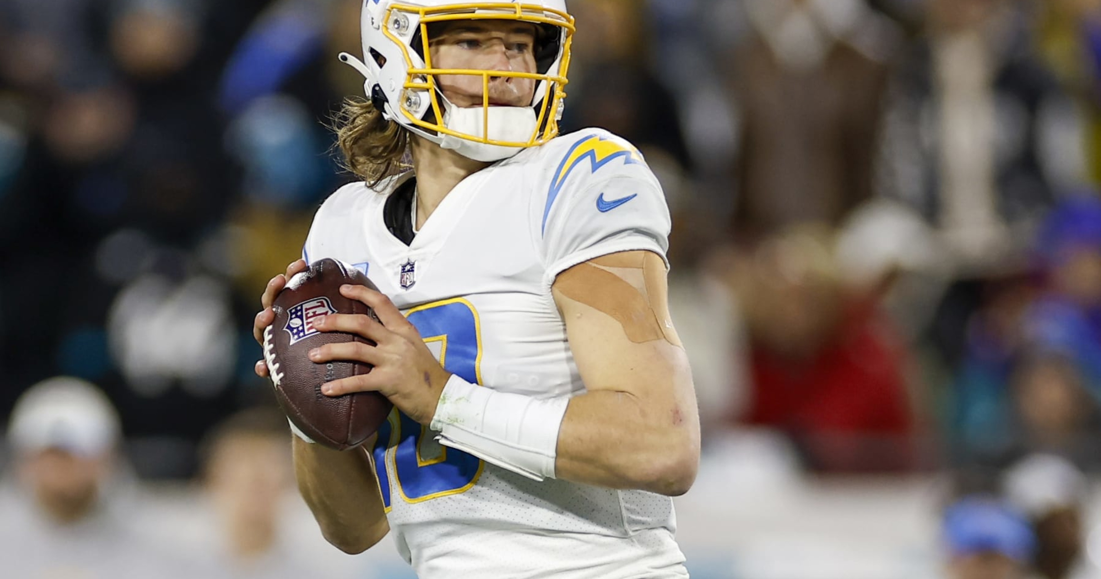 NFL on X: Chargers, QB Justin Herbert agree to 5-year, $262.5M