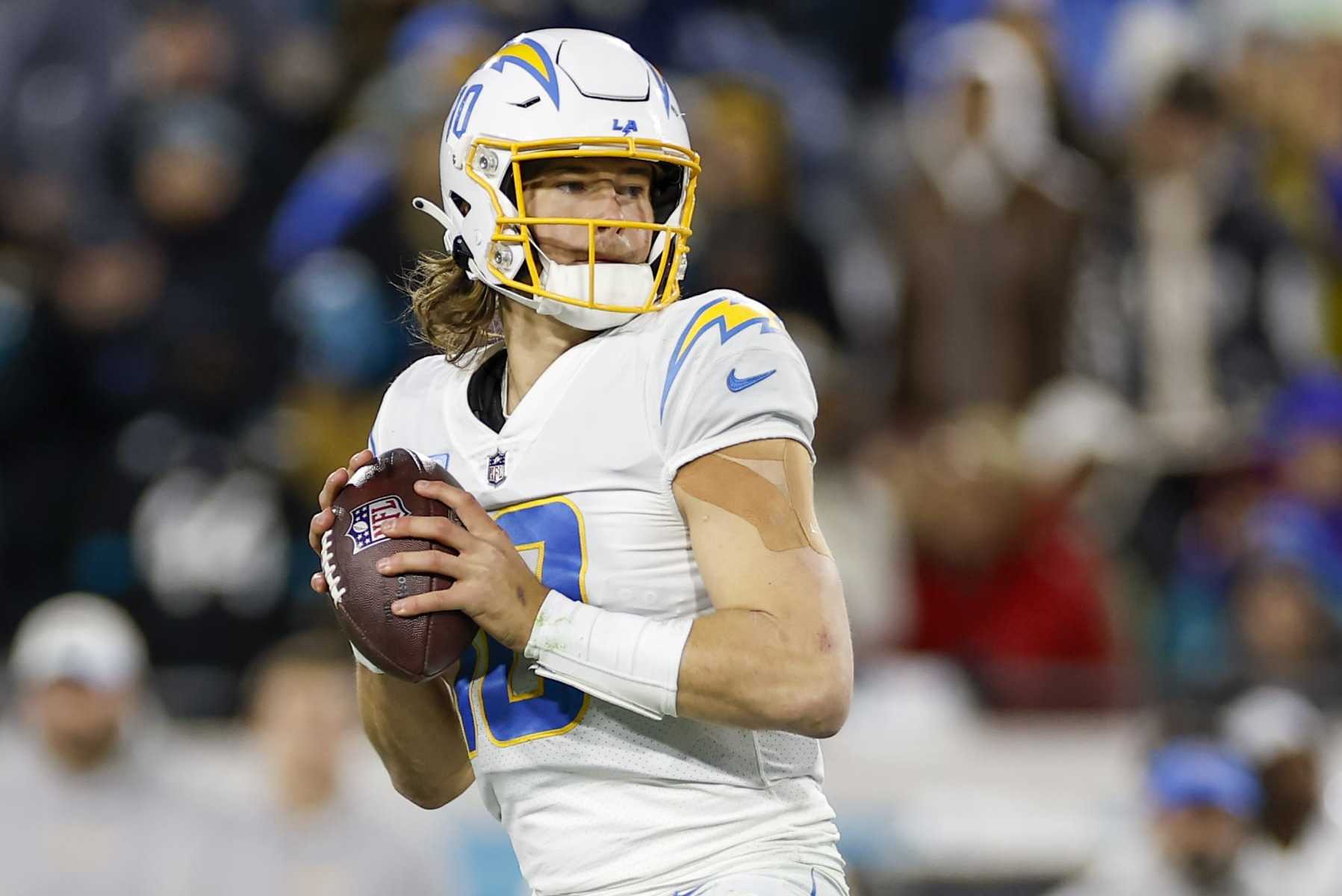 Breaking down the cap: Chargers QB Justin Herbert's new contract