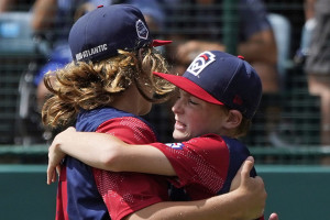  Little League World Series NSW : Game Mill Entertainment: Video  Games