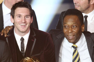 Lionel Messi, Neymar, Cristiano Ronaldo Honor Pelé After Brazilian Icon's Death