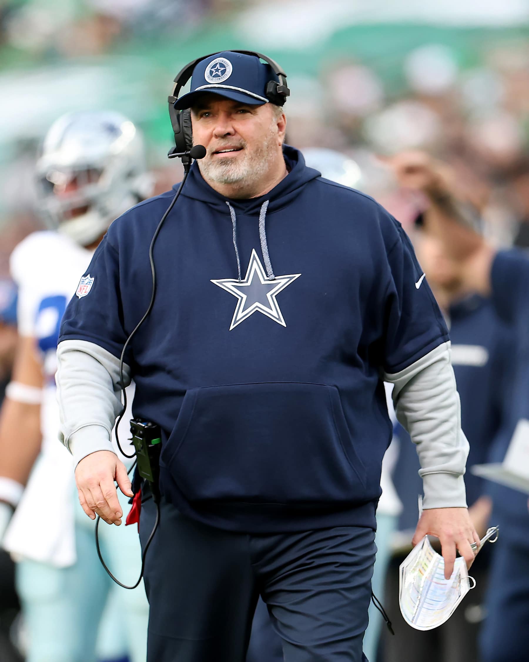 Jerry Jones Faces Crucial Decision as Mike McCarthys Contract Nears Expiry