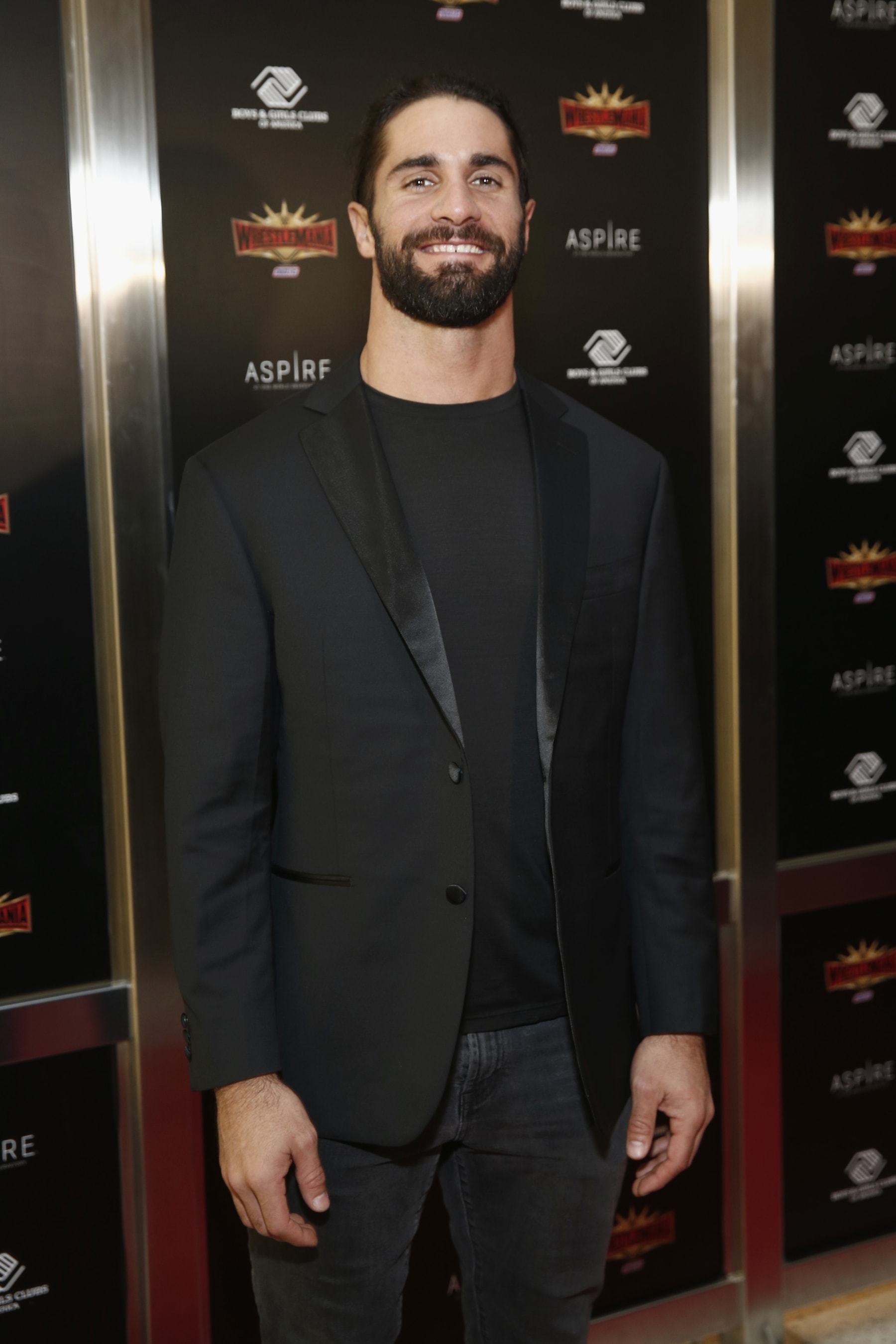 Seth Rollins Says Bears Star Roquan Smith Would Make A Great WWE seth-rollins-says-bears-star-roquan-smith-would-make-a-great-wwe