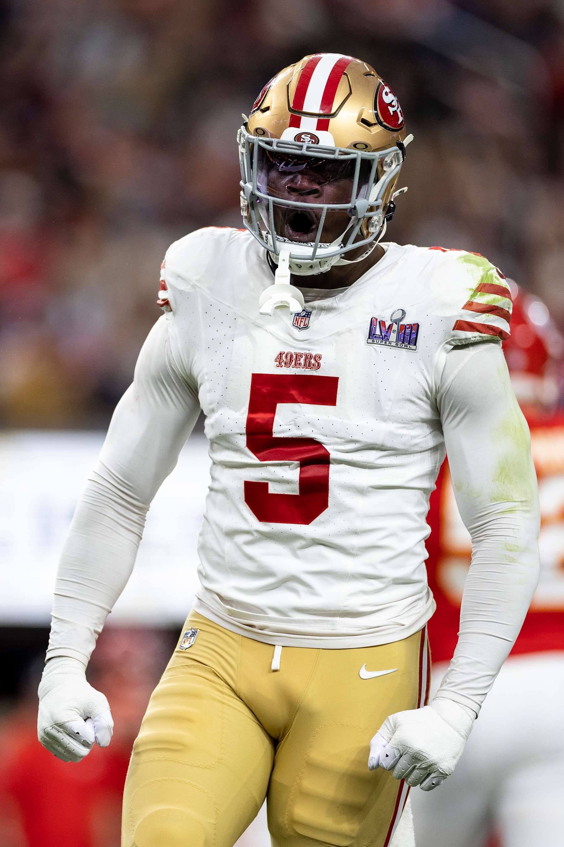 Randy Gregory Takes FreeAgent Visit with Seahawks After Buccaneers