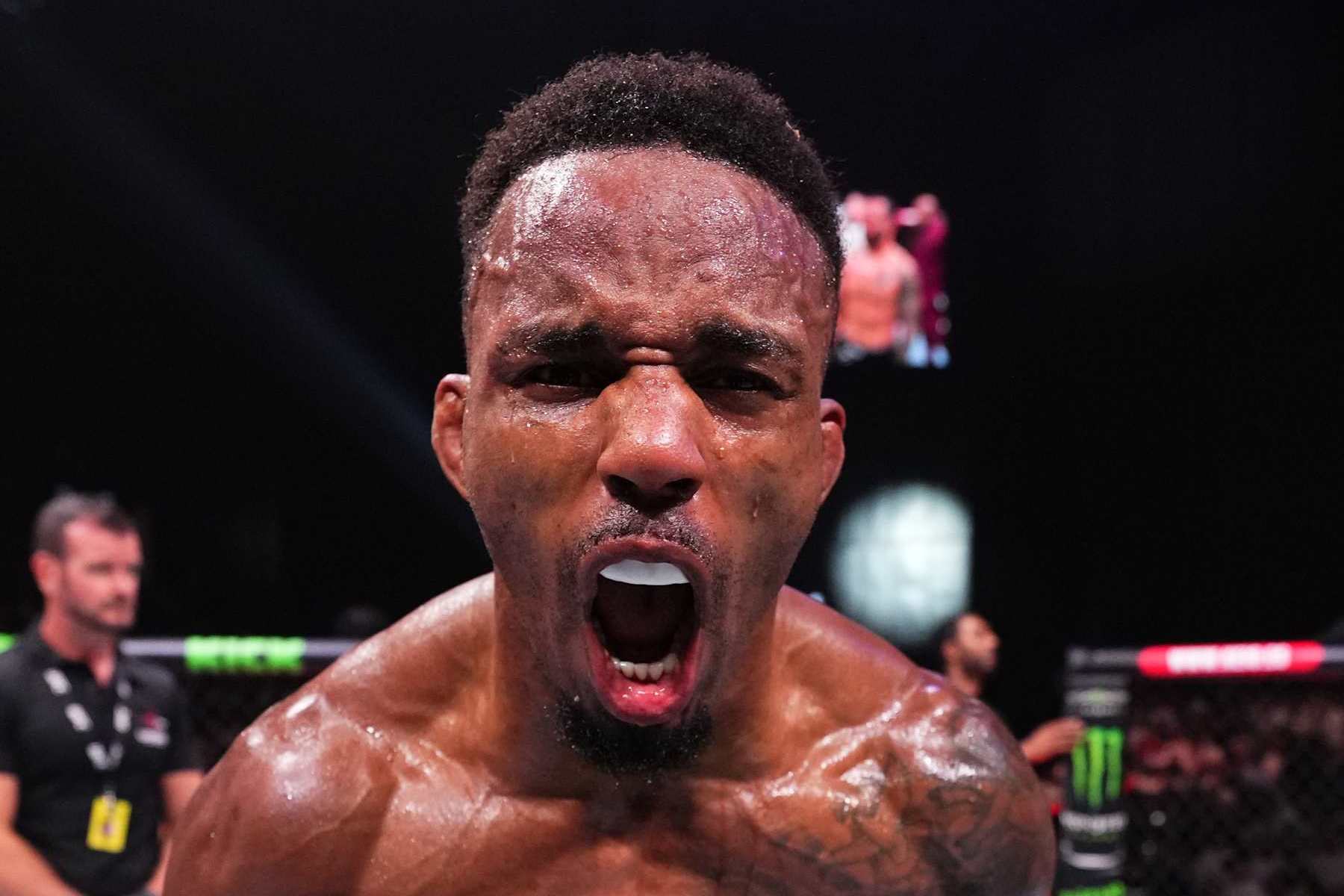 Lerone Murphy reacts after a decision victory against Dan Ige
