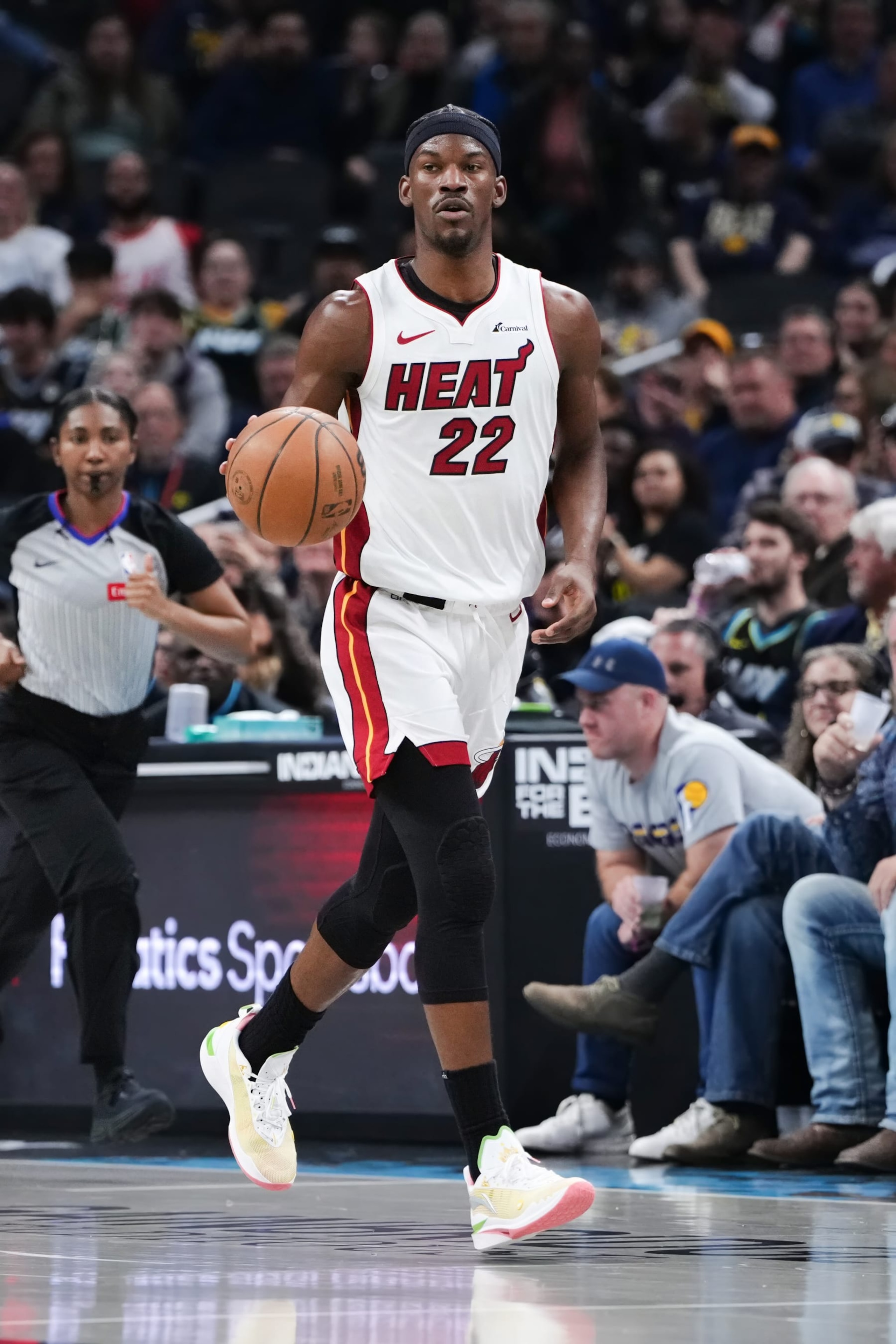 INDIANAPOLIS, INDIANA - APRIL 07: Jimmy Butler #22 of the Miami Heat dribbles the ball in the first quarter against the Indiana Pacers at Gainbridge Fieldhouse on April 07, 2024 in Indianapolis, Indiana. NOTE TO USER: User expressly acknowledges and agrees that, by downloading and or using this photograph, User is consenting to the terms and conditions of the Getty Images License Agreement. (Photo by Dylan Buell/Getty Images)