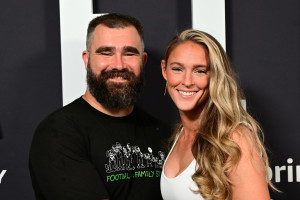Jason Kelce, Wife Kylie Get Apology from NJ Mayor, Fan Following Video of Altercation