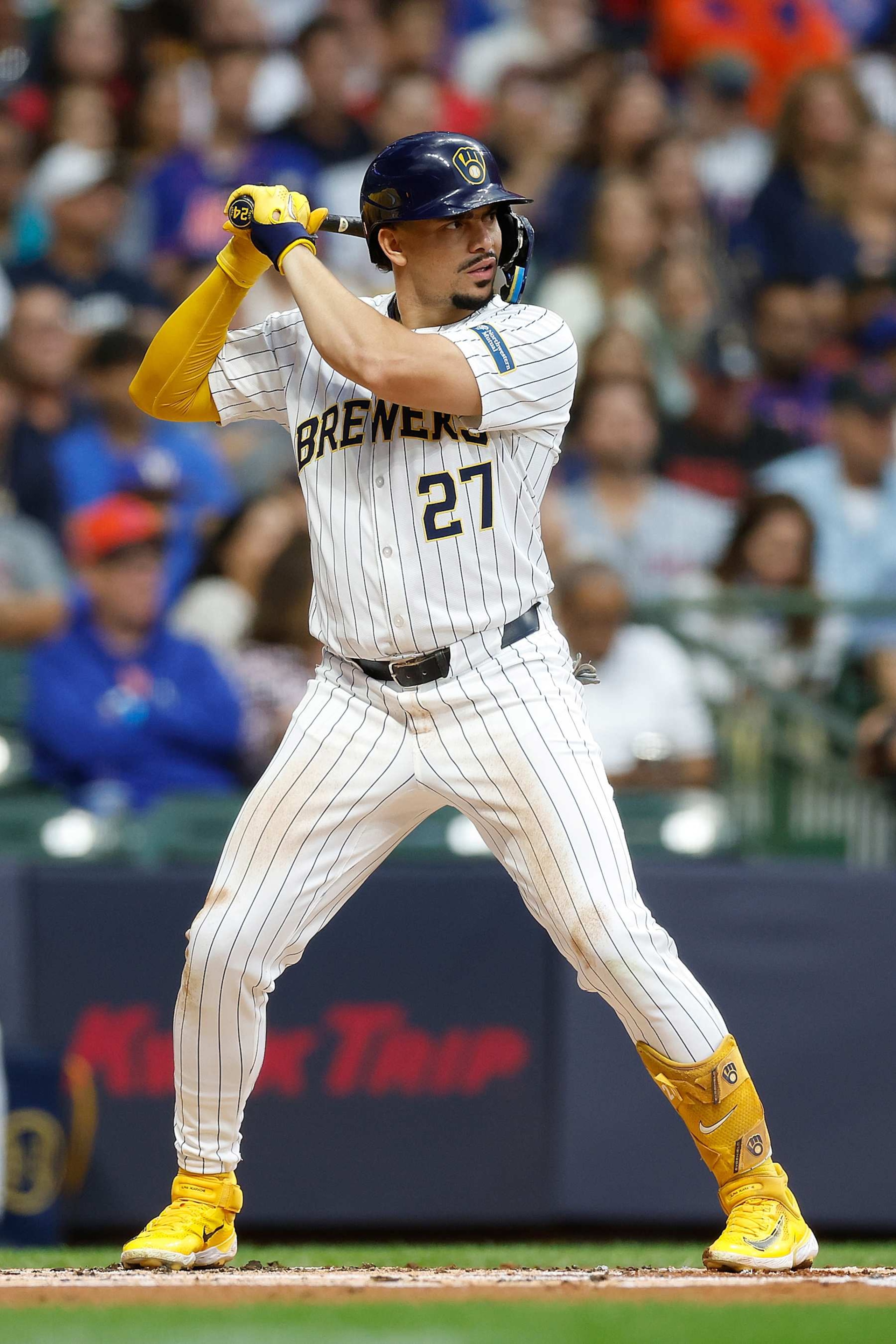 MILWAUKEE, WISCONSIN - SEPTEMBER 28: Willy Adames #27 of the Milwaukee Brewers up to bat against the New York Mets at American Family Field on September 28, 2024 in Milwaukee, Wisconsin. (Photo by John Fisher/Getty Images) MILWAUKEE, WISCONSIN - SEPTEMBER 28: Willy Adames #27 of the Milwaukee Brewers up to bat against the New York Mets at American Family Field on September 28, 2024 in Milwaukee, Wisconsin. (Photo by John Fisher/Getty Images)
