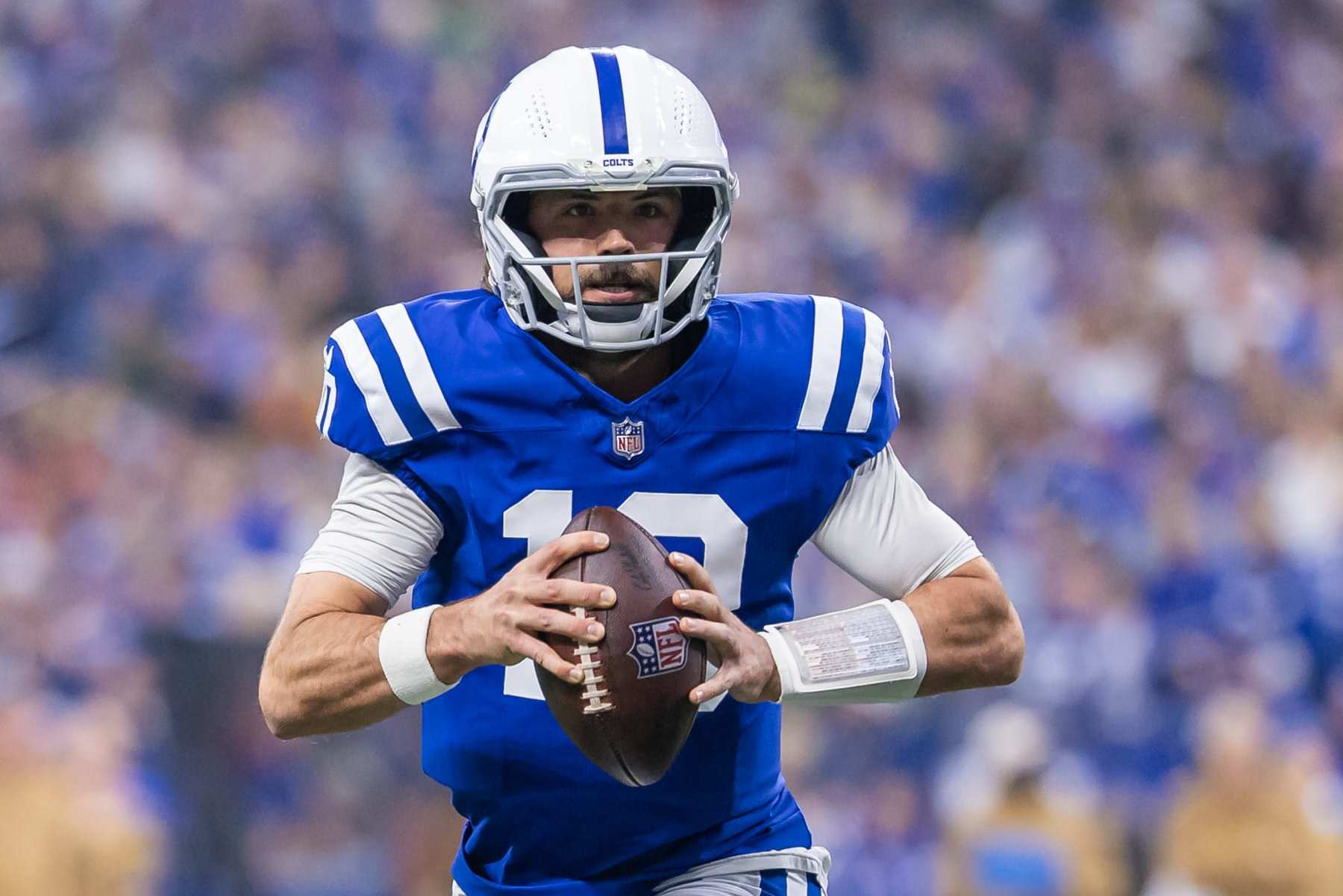 INDIANAPOLIS, INDIANA - NOVEMBER 26: Gardner Minshew #10 of the Indianapolis Colts runs the ball during the game against the Tampa Bay Buccaneers at Lucas Oil Stadium on November 26, 2023 in Indianapolis, Indiana. (Photo by Michael Hickey/Getty Images) INDIANAPOLIS, INDIANA - NOVEMBER 26: Gardner Minshew #10 of the Indianapolis Colts runs the ball during the game against the Tampa Bay Buccaneers at Lucas Oil Stadium on November 26, 2023 in Indianapolis, Indiana. (Photo by Michael Hickey/Getty Images)