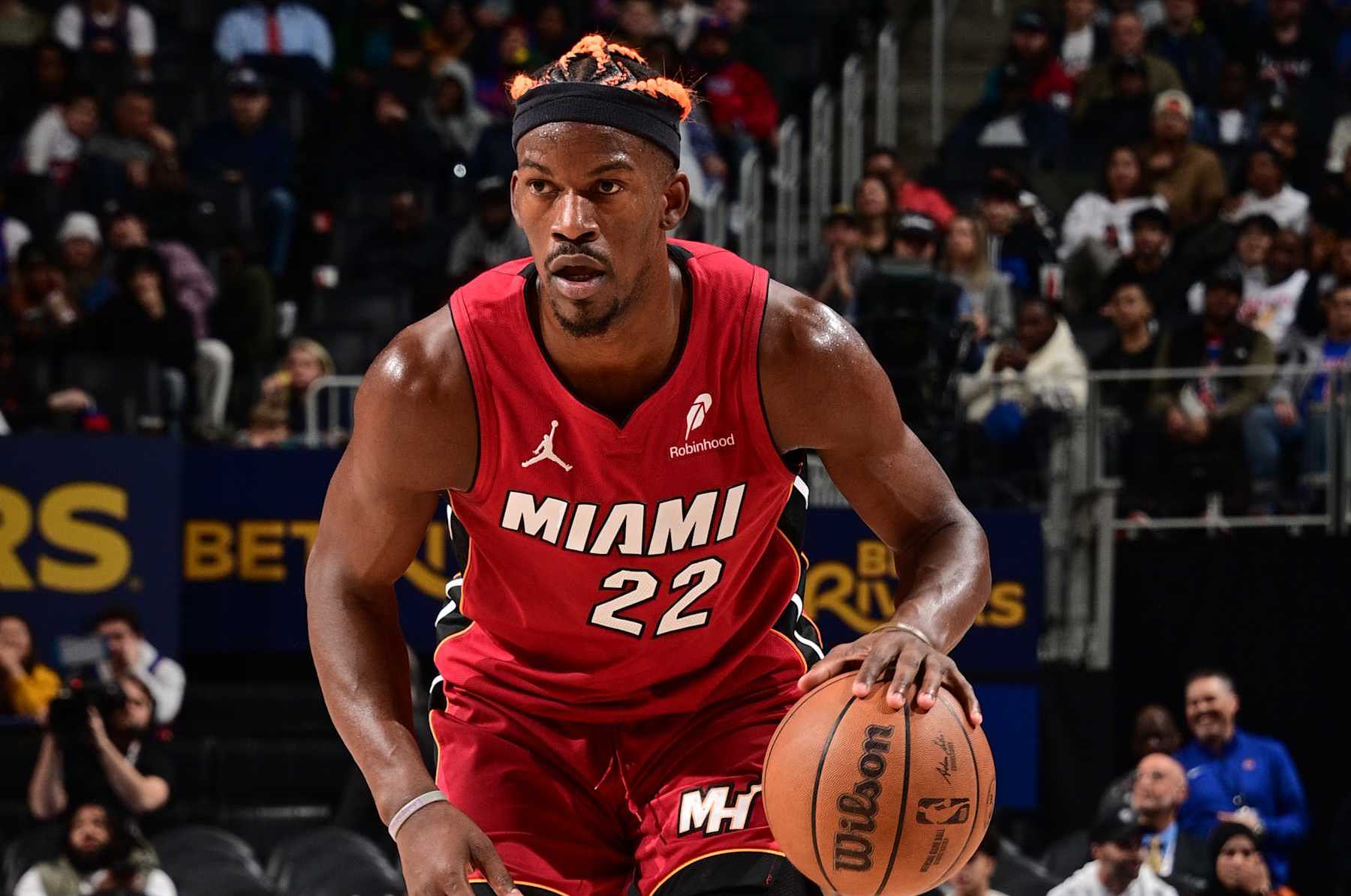 DETROIT, MI - DECEMBER 16: Jimmy Butler #22 of the Miami Heat dribbles the ball during the game against the Detroit Pistons on December 16, 2024 at Little Caesars Arena in Detroit, Michigan. NOTE TO USER: User expressly acknowledges and agrees that, by downloading and/or using this photograph, User is consenting to the terms and conditions of the Getty Images License Agreement. Mandatory Copyright Notice: Copyright 2024 NBAE (Photo by Chris Schwegler/NBAE via Getty Images)