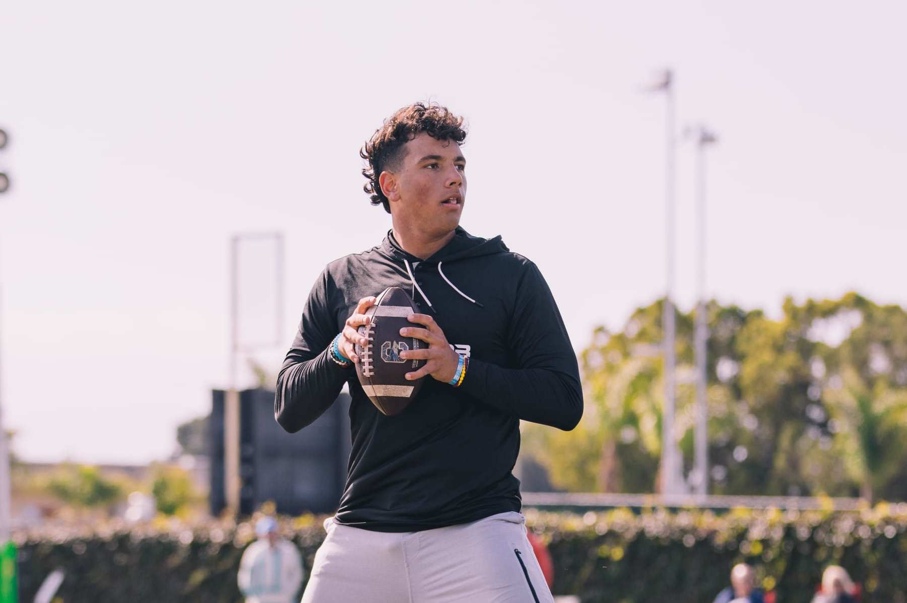 Florida football recruiting: Five-star QB DJ Lagway commits to Gators as  centerpiece of 2024 class