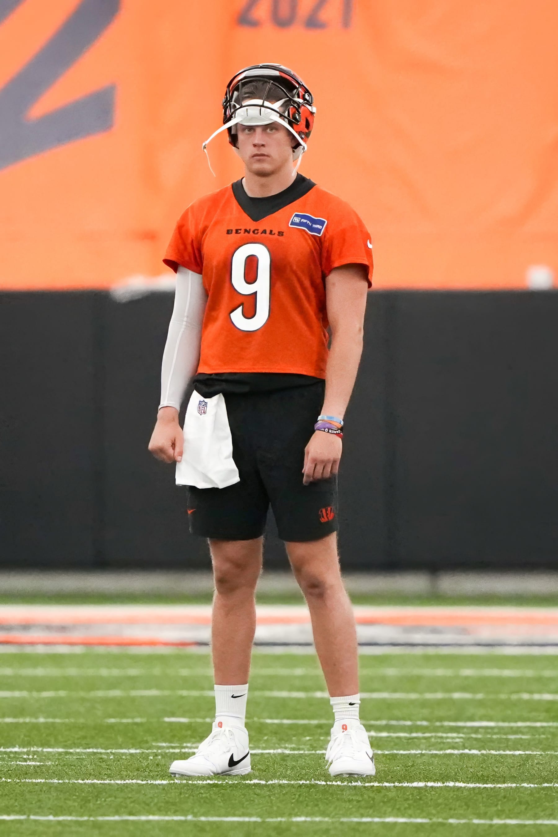 CINCINNATI, OHIO - JUNE 12: Joe Burrow #9 of the Cincinnati Bengals looks on during mandatory minicamp at the IEL Indoor Facility on June 12, 2024 in Cincinnati, Ohio. (Photo by Dylan Buell/Getty Images)