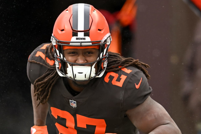 Vikings are hosting Kareem Hunt after Saints, Colts workouts