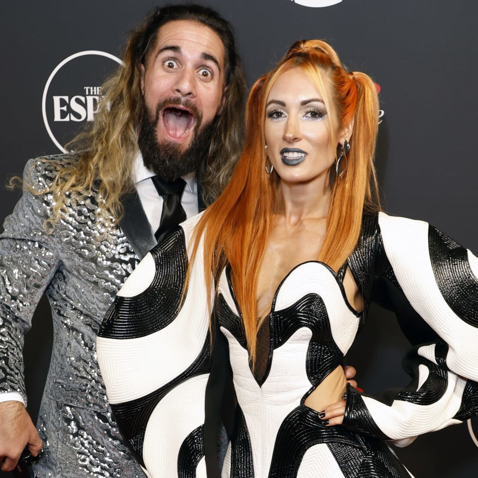 Wwe seth rollins becky lynch best sale