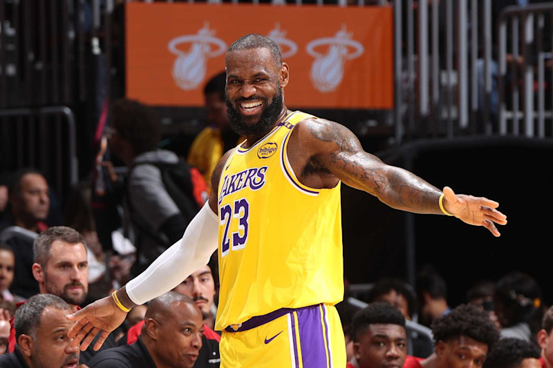 Lebron in the lakers discount