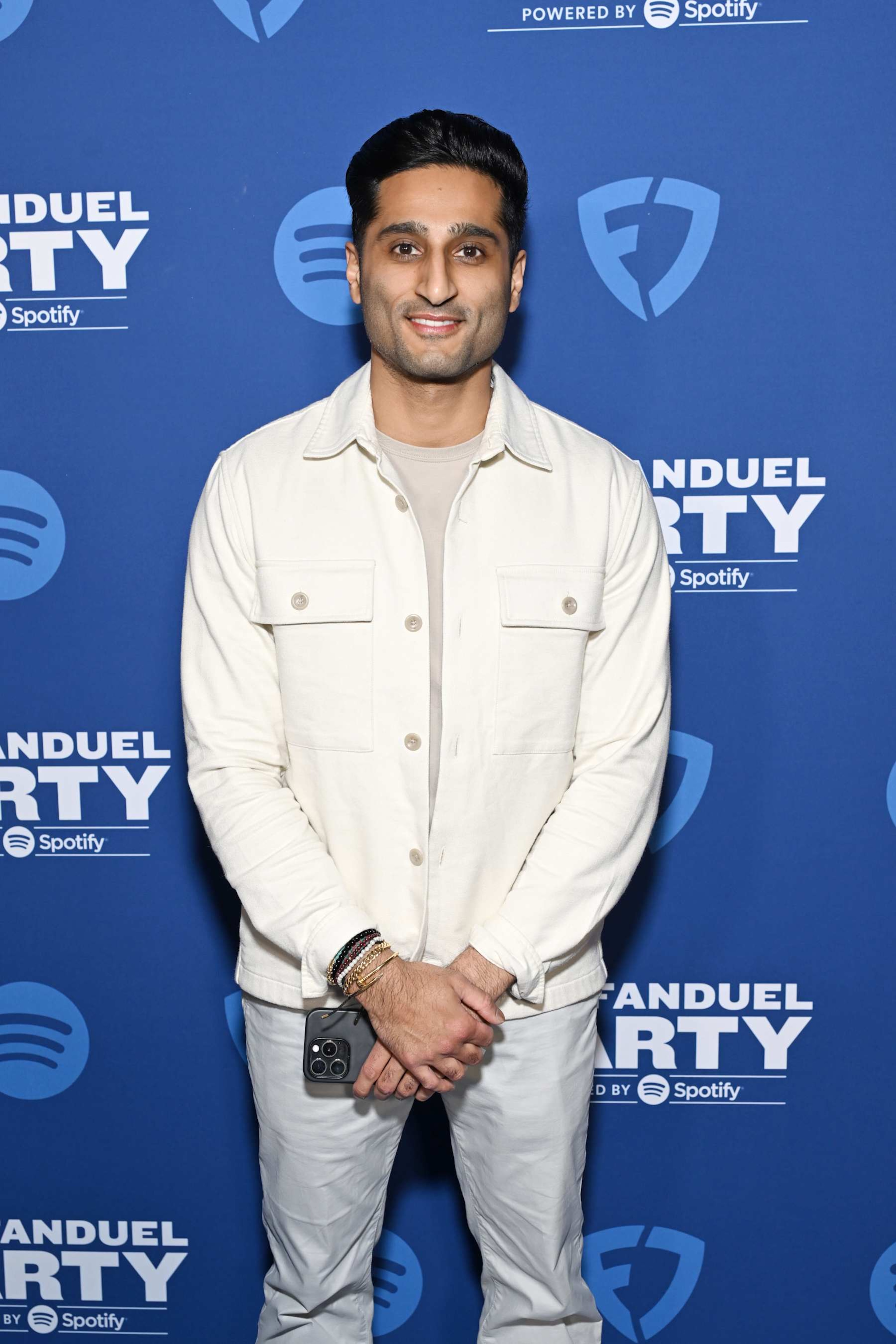 LAS VEGAS, NEVADA - FEBRUARY 09: Shams Charania attends the FanDuel Super Bowl party powered by Spotify on February 09, 2024 in Las Vegas, Nevada. (Photo by Daniel Boczarski/Getty Images for Spotify)