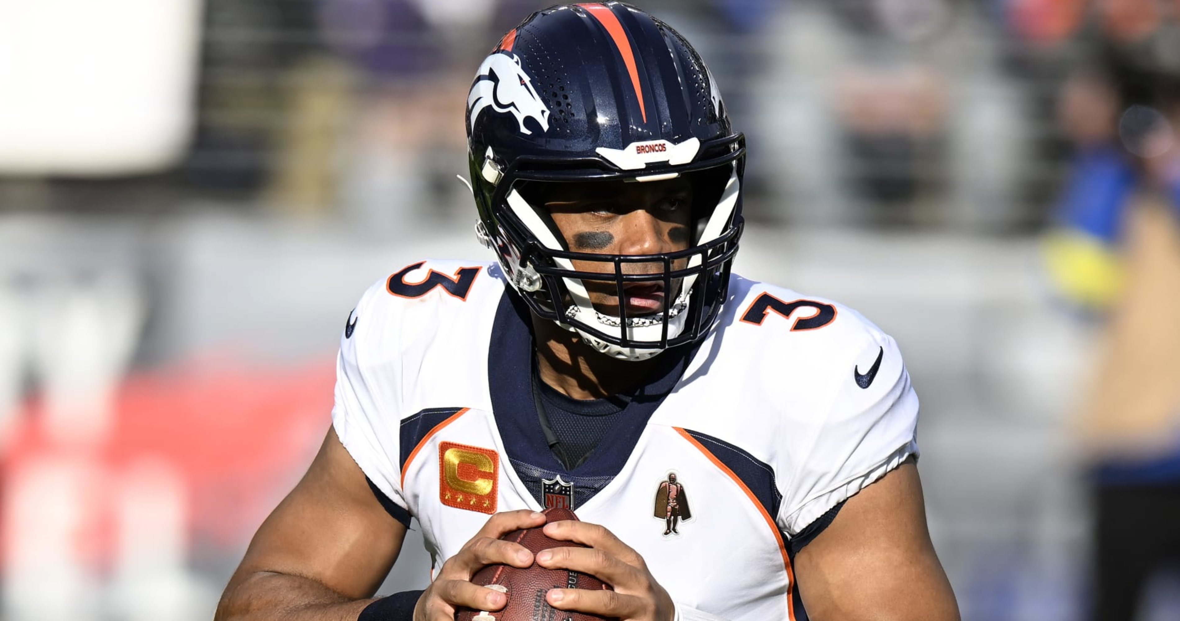 Broncos, John Elway split amicably