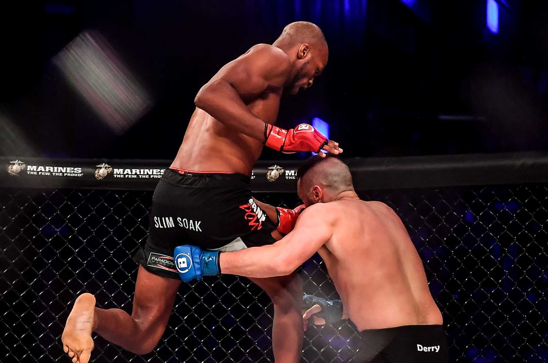 Michael Page knocks out Richard Kiely in Bellator