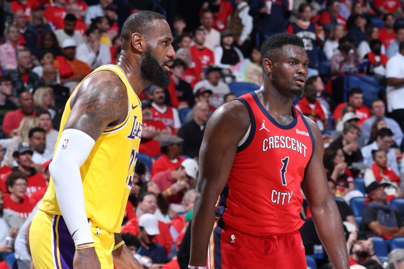 Zion williamson lebron james on sale