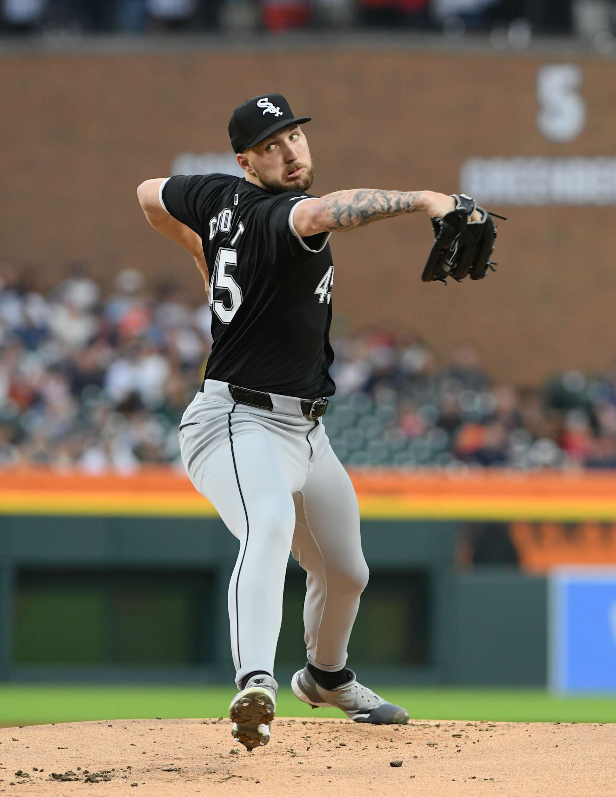 DETROIT, MI - SEPTEMBER 27:  Garrett Crochet #45 of the Chicago White Sox pitches during the game against the Detroit Tigers at Comerica Park on September 27, 2024 in Detroit, Michigan. The Tigers defeated the White Sox 4-1 to earn a postseason wild card playoff berth.  (Photo by Mark Cunningham/MLB Photos via Getty Images)