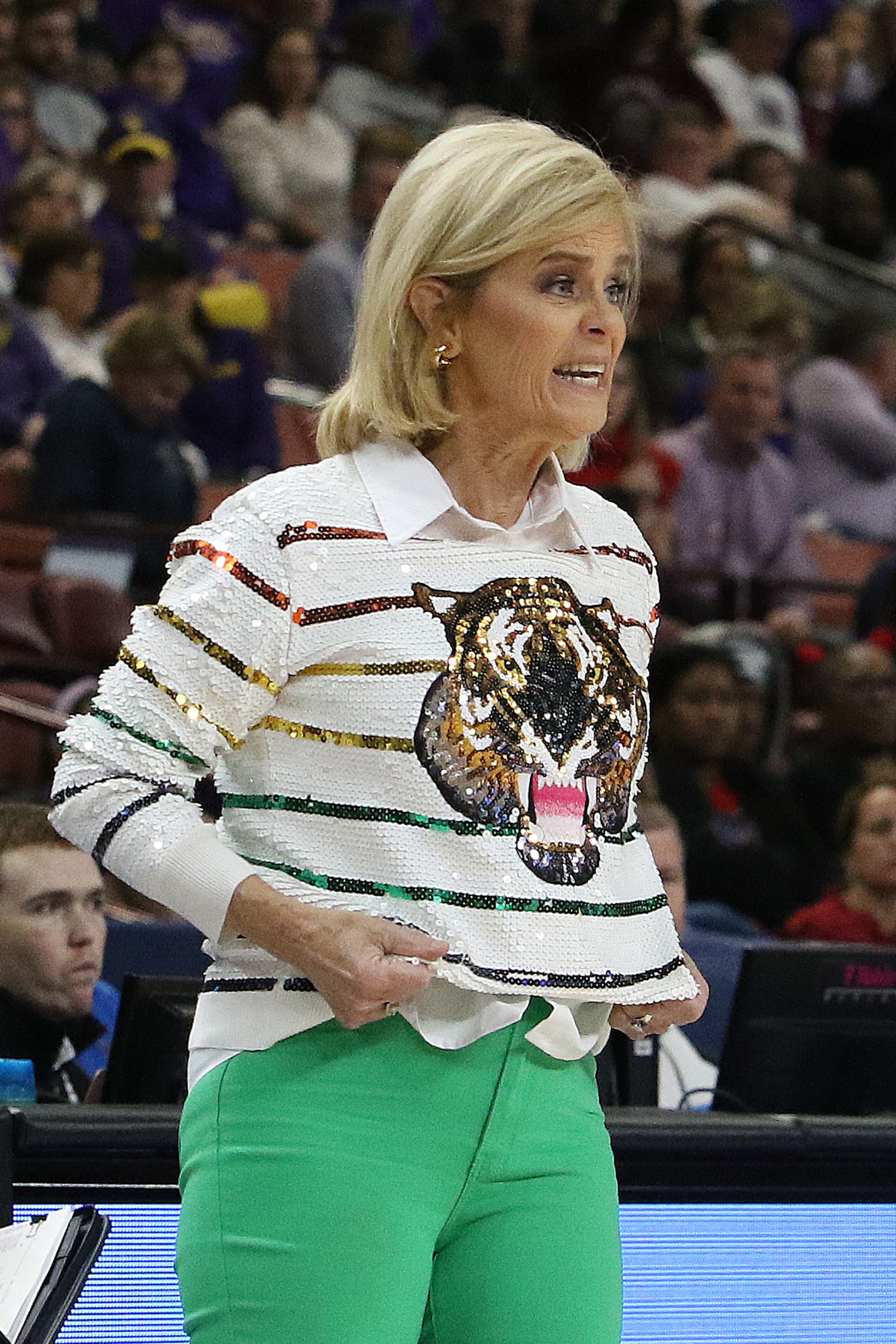 Report: LSU's Kim Mulkey Criticized Angel Reese's Social Media, Talked GPA in Emails