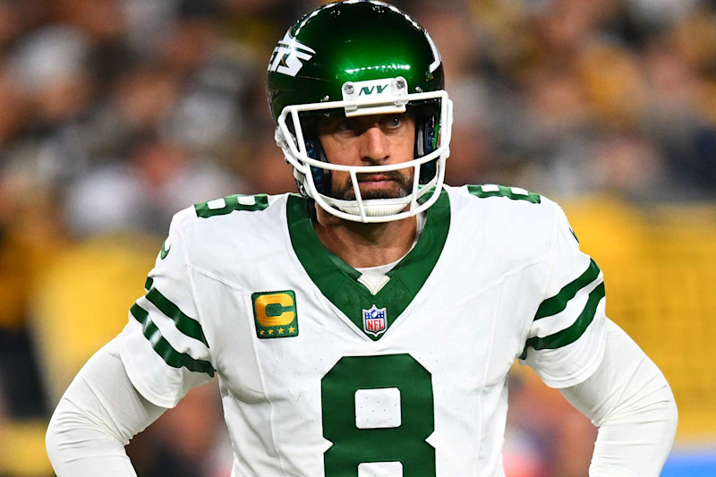 PITTSBURGH, PENNSYLVANIA - OCTOBER 20: Aaron Rodgers #8 of the New York Jets looks on during the second quarter against the Pittsburgh Steelers at Acrisure Stadium on October 20, 2024 in Pittsburgh, Pennsylvania. (Photo by Joe Sargent/Getty Images)