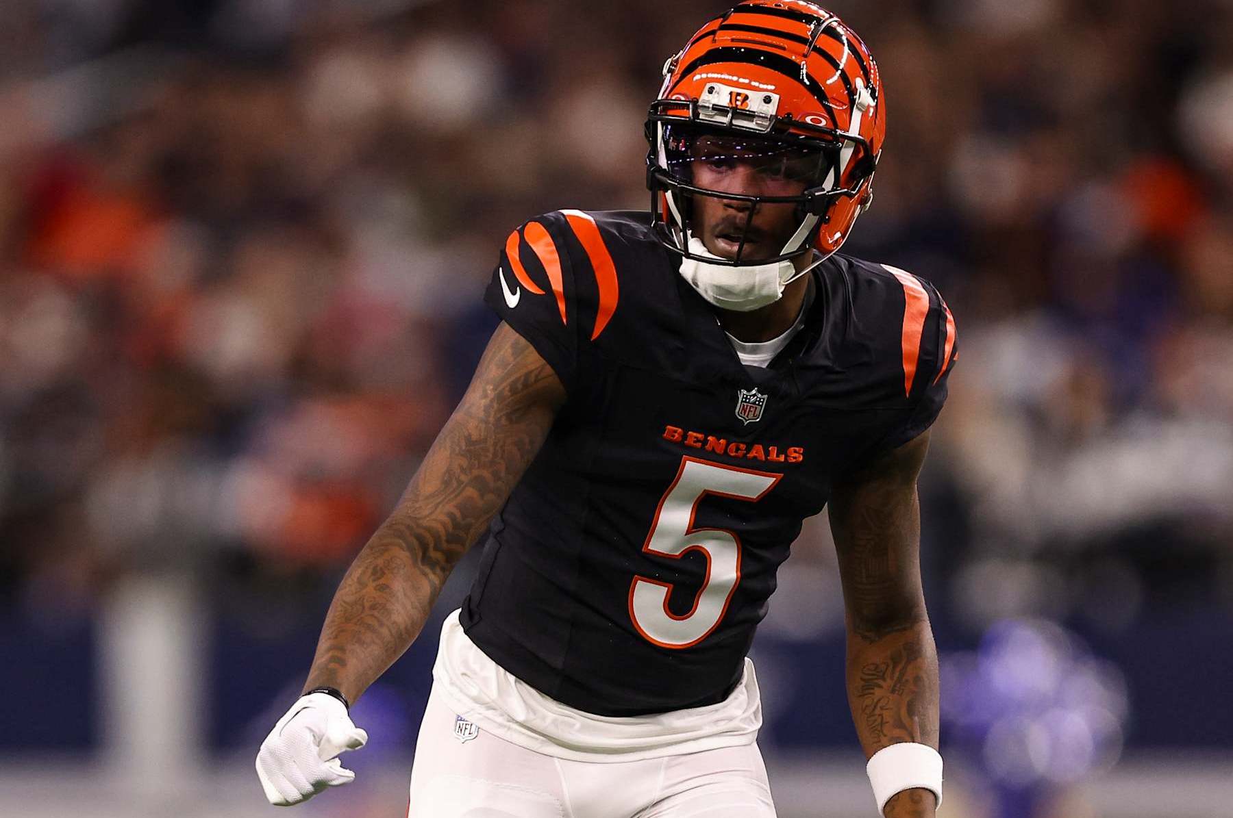 ARLINGTON, TEXAS - DECEMBER 09: Tee Higgins #5 of the Cincinnati Bengals lines up before the snap during an NFL football game against the Dallas Cowboys at AT&T Stadium on December 9, 2024 in Arlington, Texas. (Photo by Perry Knotts/Getty Images)