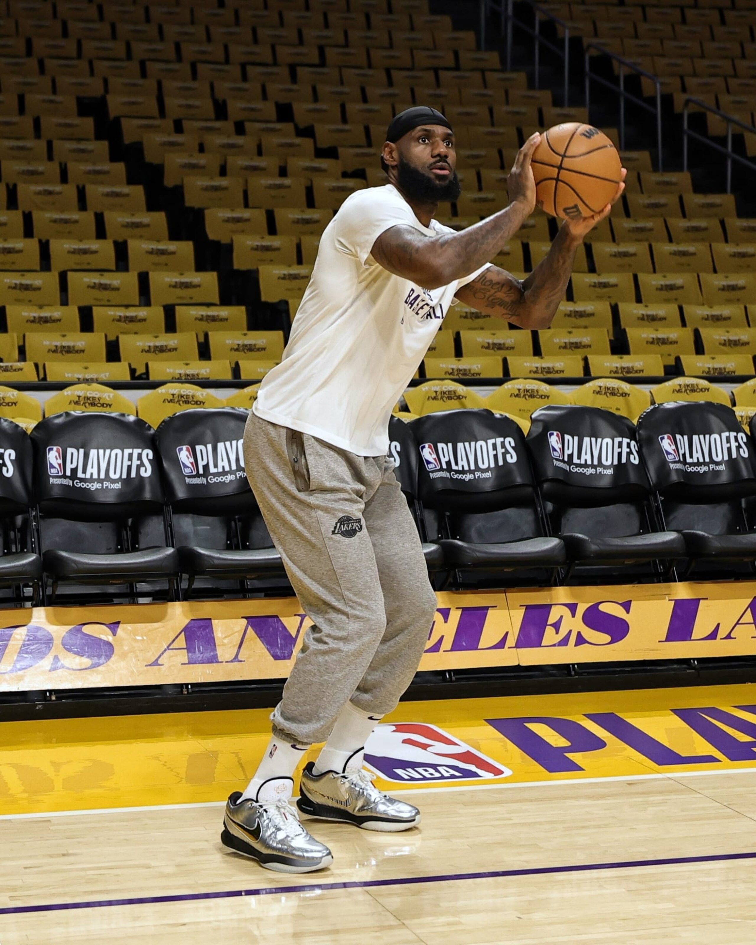 LOS ANGELES, CA - APRIL 27: LeBron James #23 of the Los Angeles Lakers warms up before the game against the Denver Nuggets during Round 1 Game 4 on April 27, 2024 at Crypto.Com Arena in Los Angeles, California. NOTE TO USER: User expressly acknowledges and agrees that, by downloading and/or using this Photograph, user is consenting to the terms and conditions of the Getty Images License Agreement. Mandatory Copyright Notice: Copyright 2024 NBAE (Photo by Jim Poorten/NBAE via Getty Images)